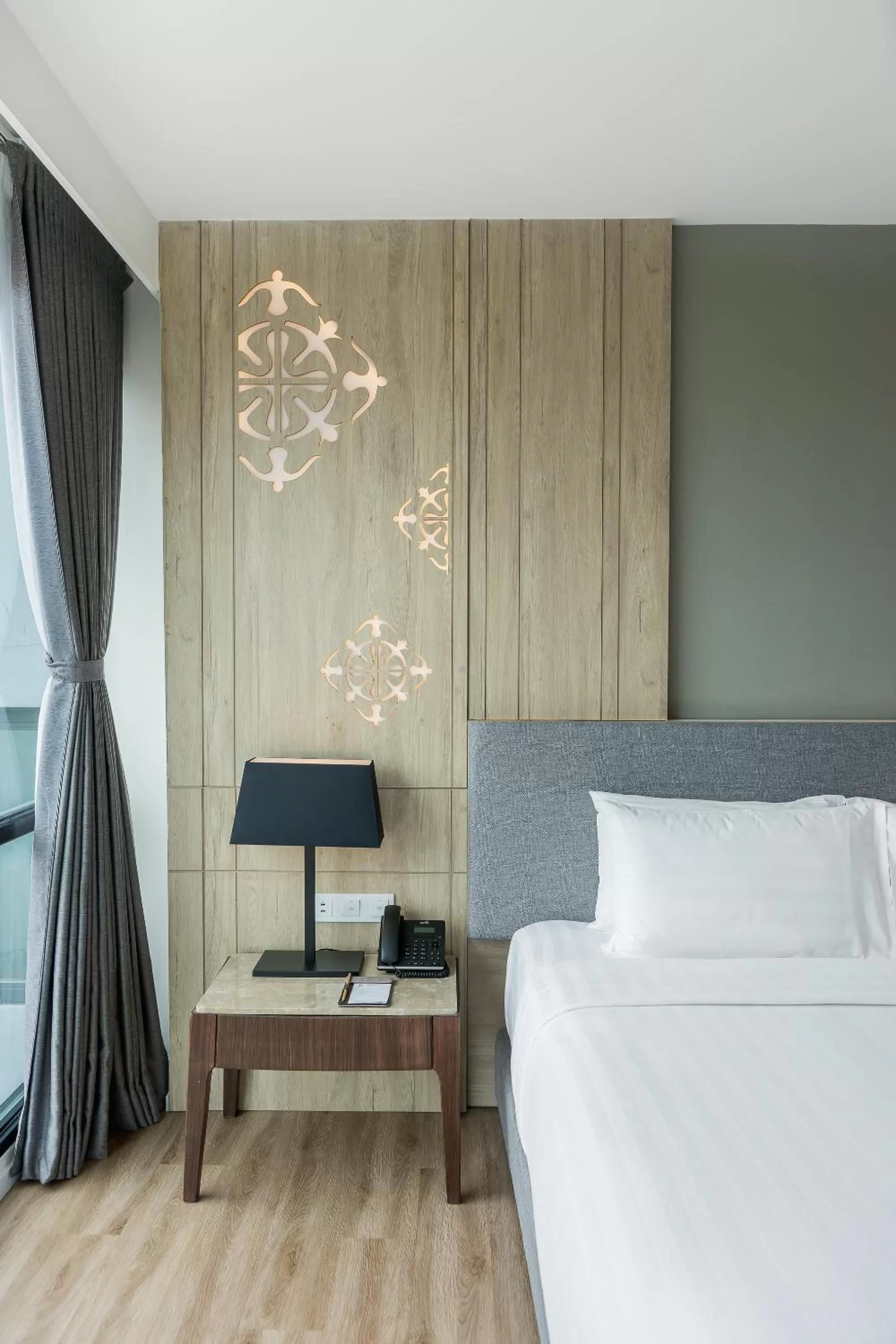 Bed in Hotel Amber Pattaya