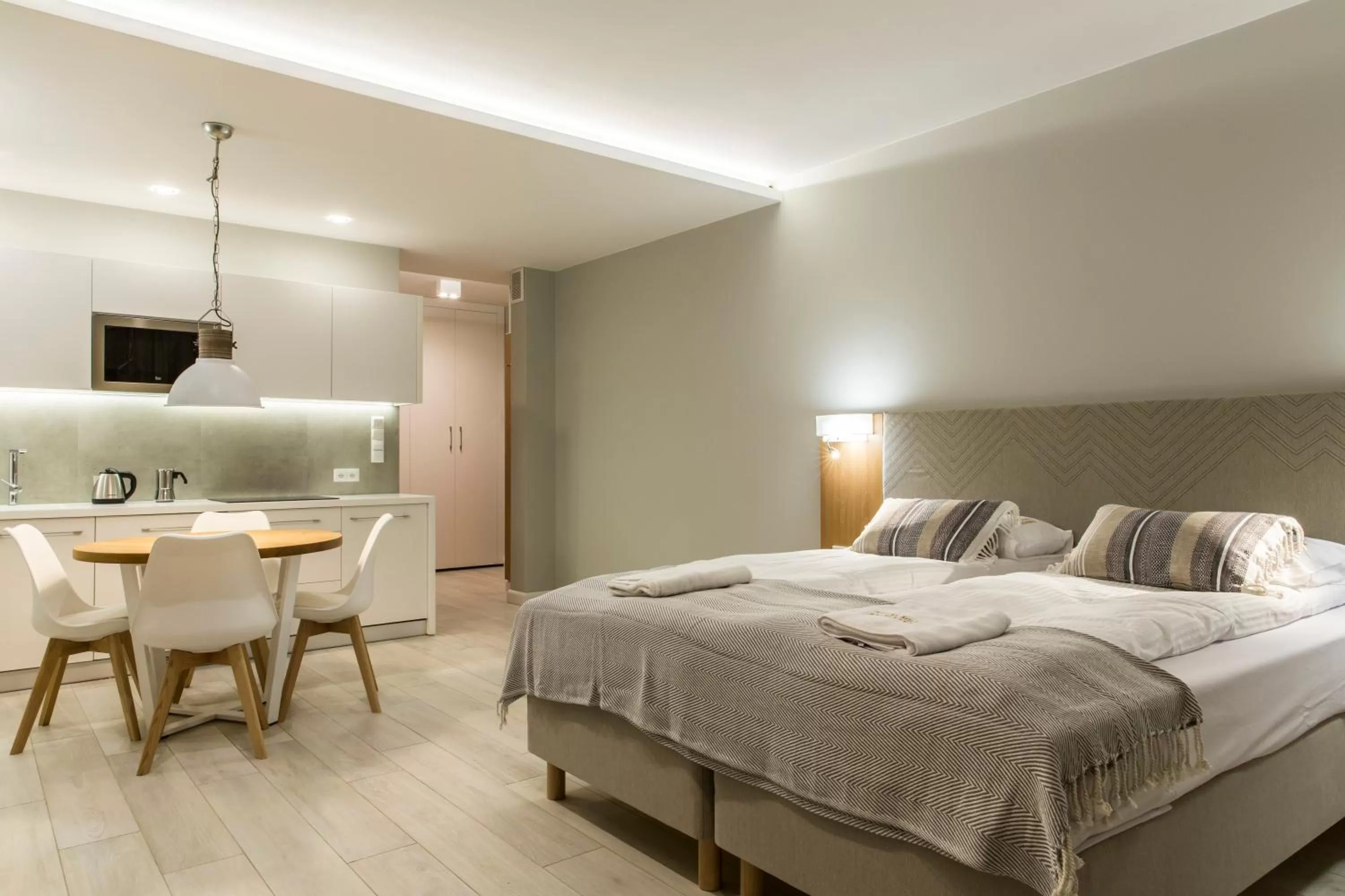 Bed in Royal Hill Residence