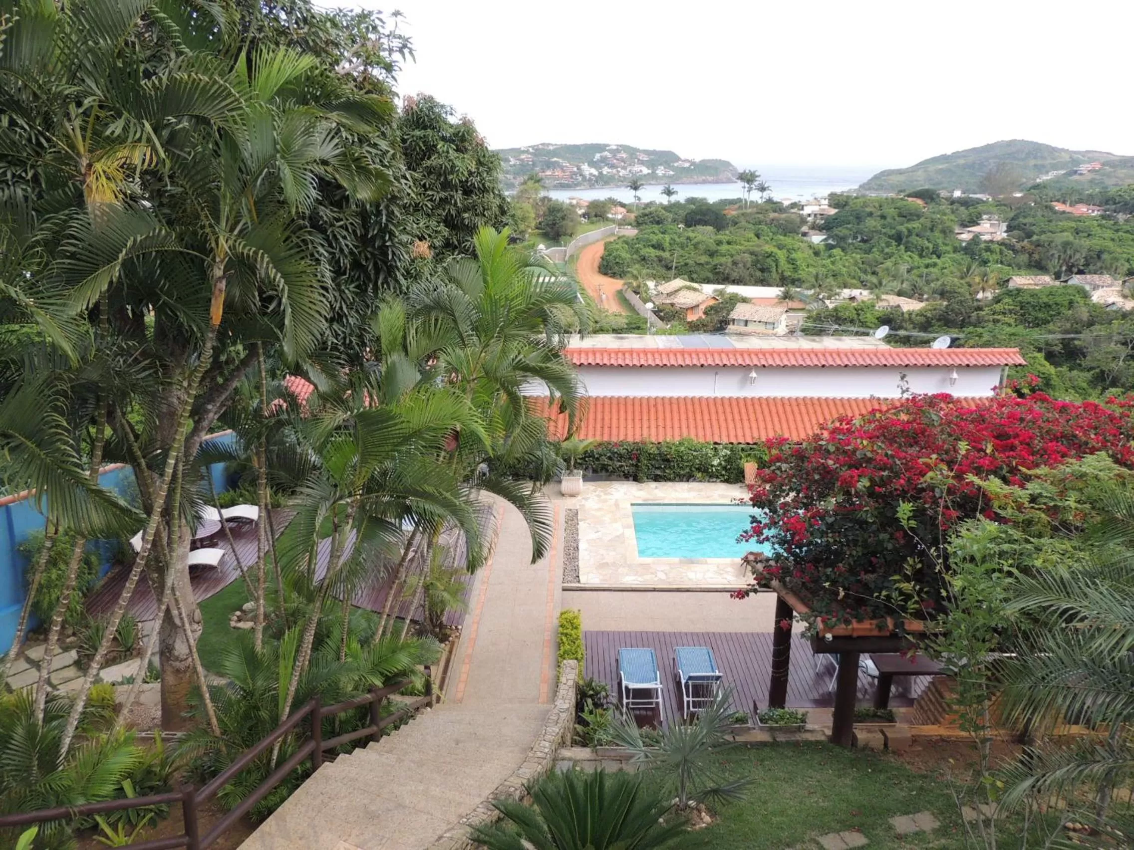 Bird's eye view, Pool View in Pousada Akaroa