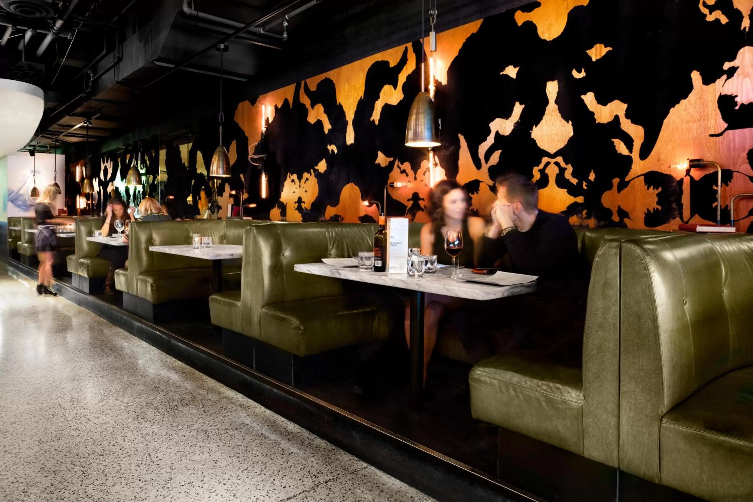 Restaurant/places to eat in The Drake Hotel