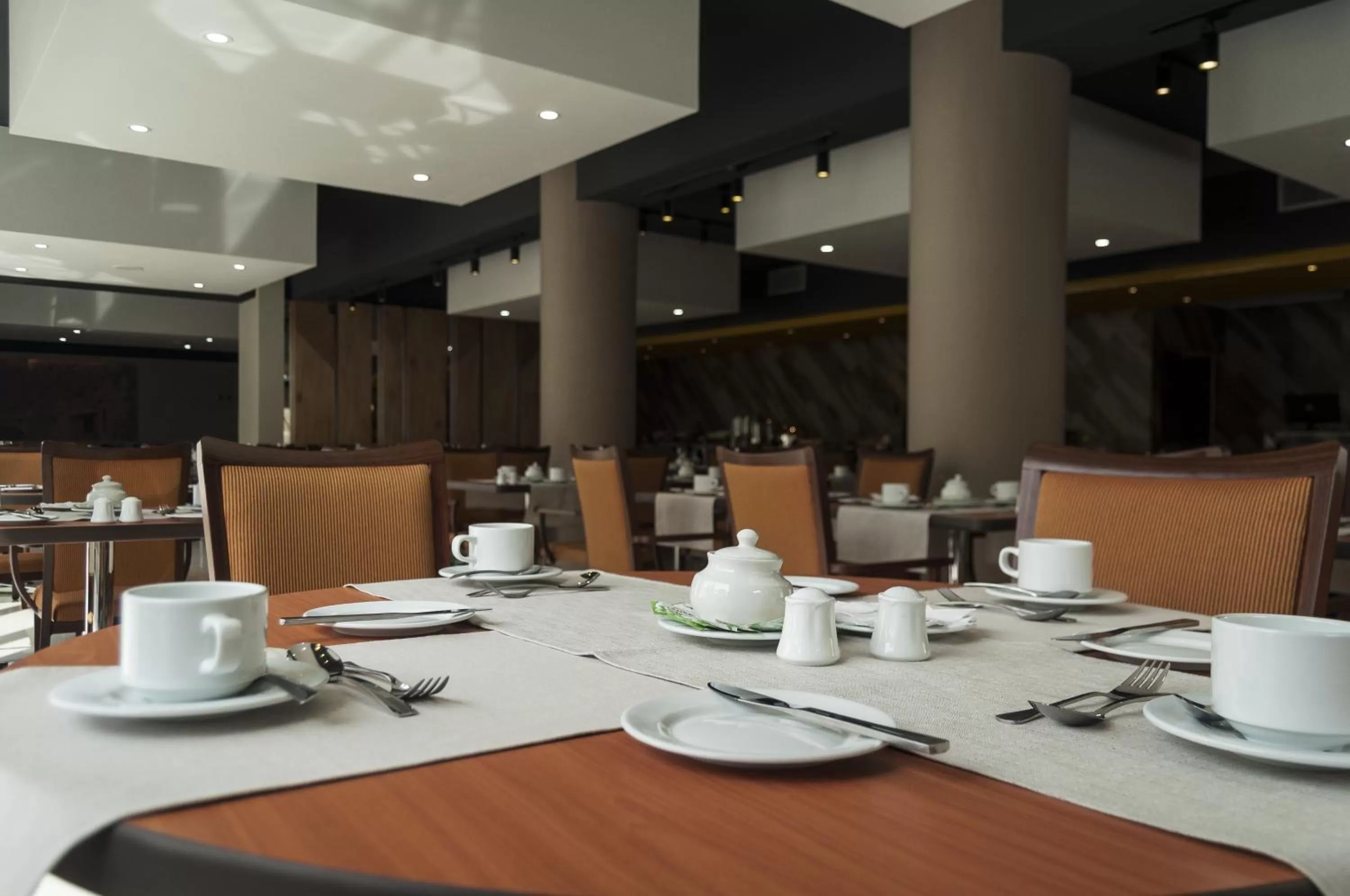 Restaurant/places to eat in Hotel Diego de Almagro Providencia