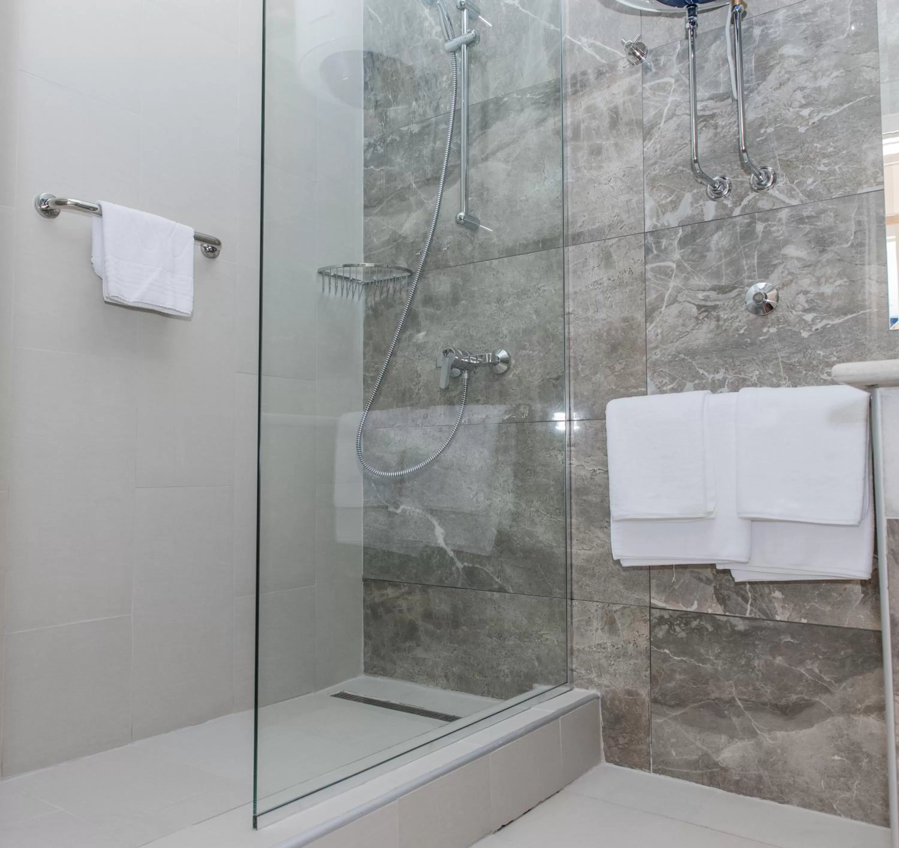 Bathroom in Hotel Crnogorska Kuća