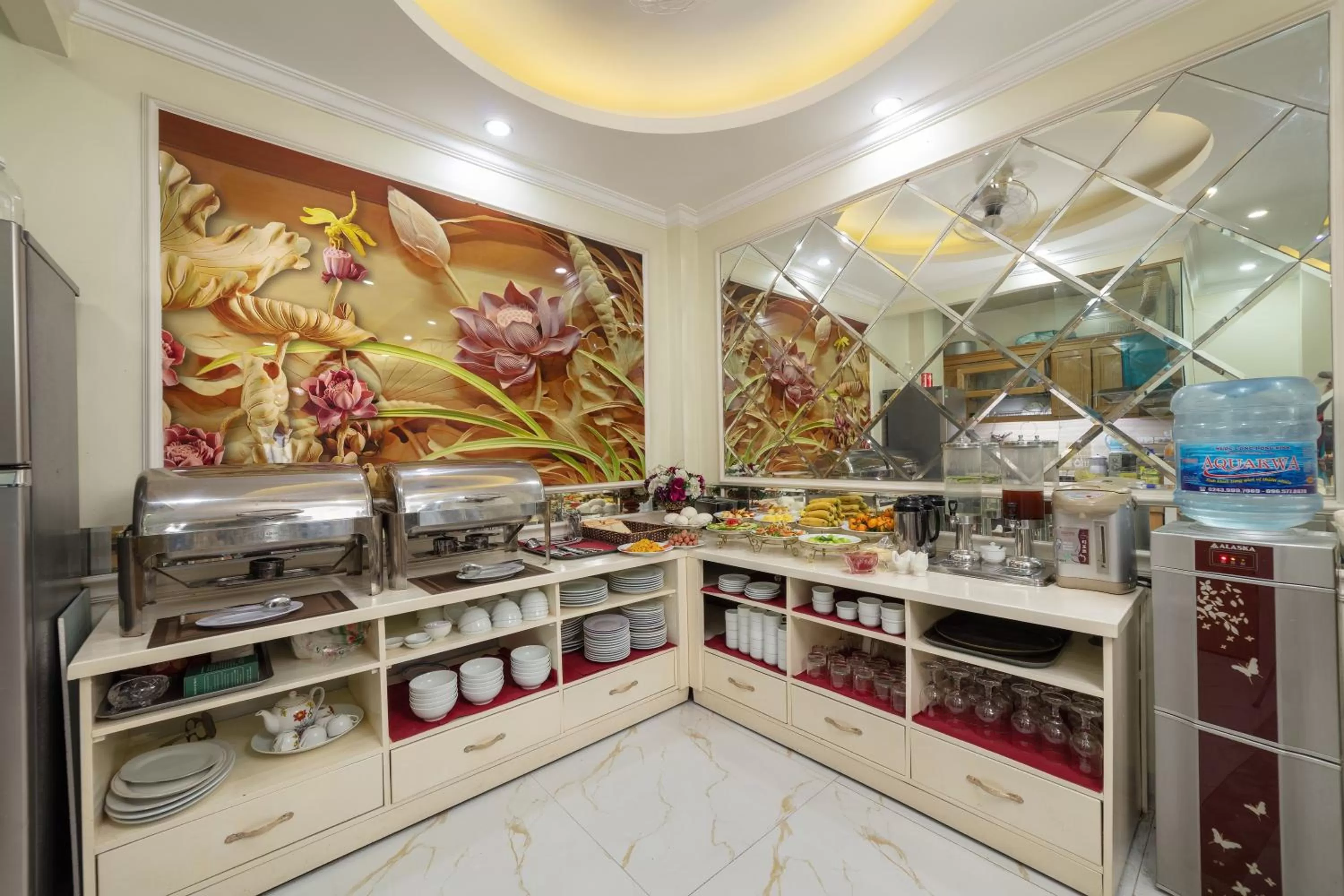 Kitchen or kitchenette in My Moon Hotel Hanoi