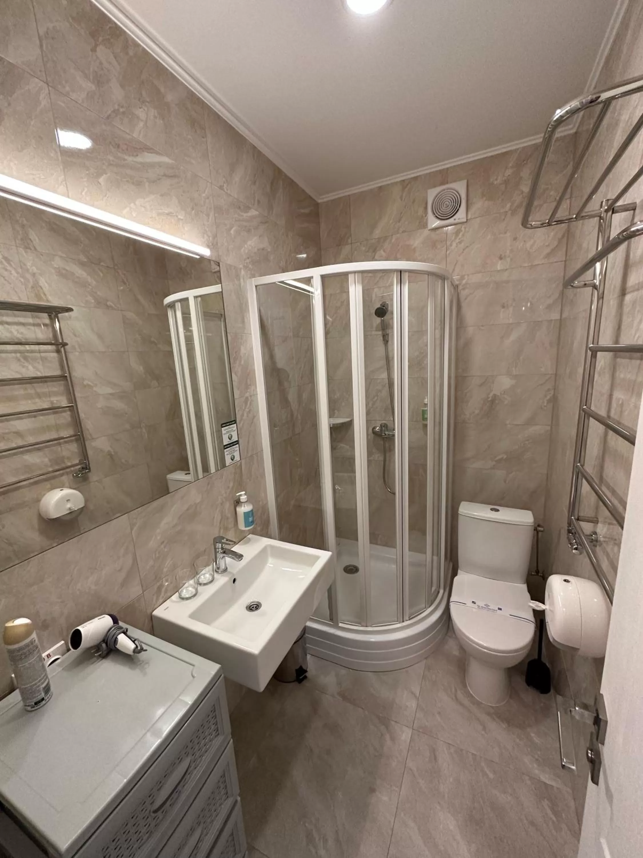 Shower in Smart Apart