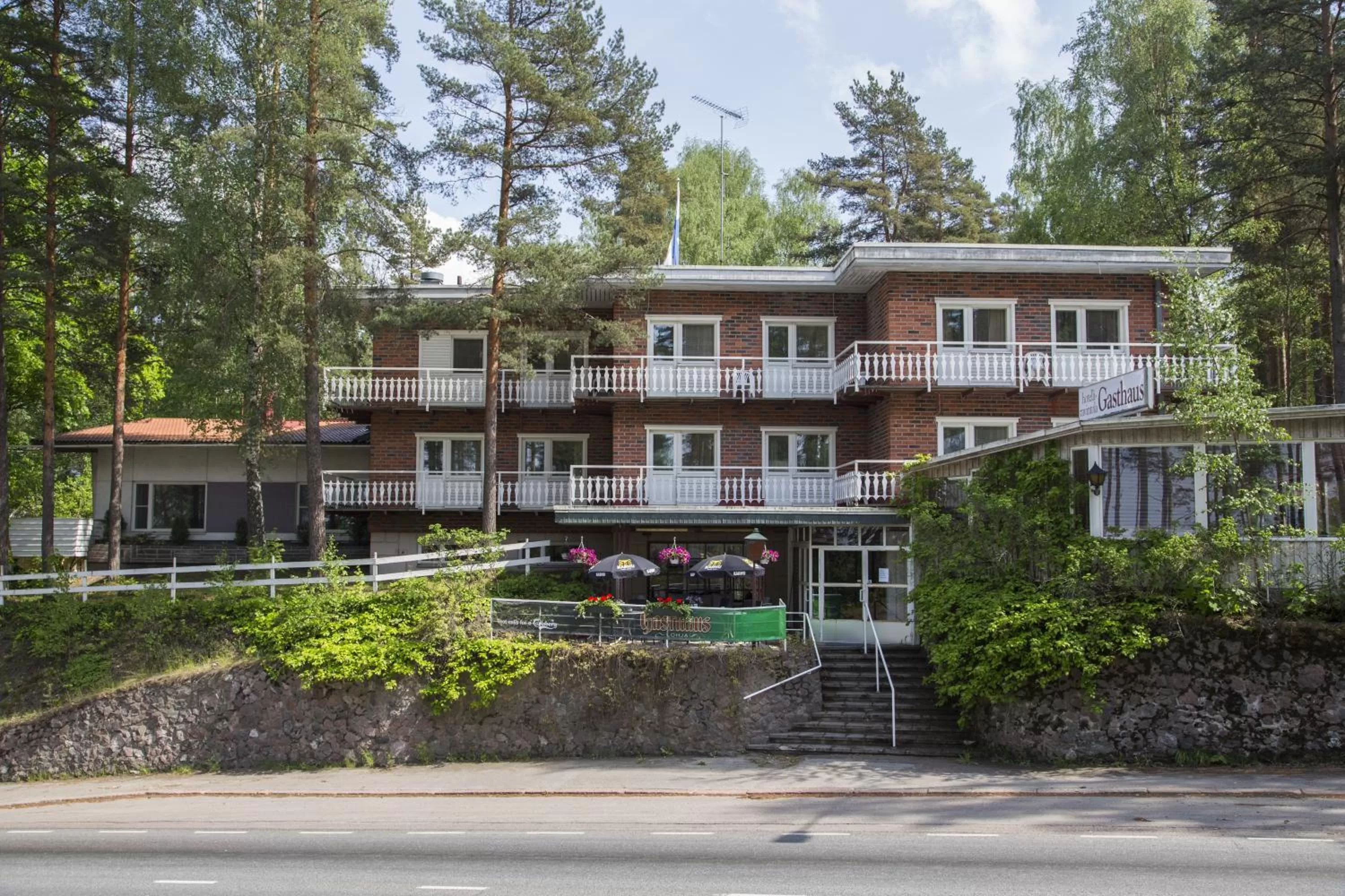 Facade/entrance in Hotelli-Ravintola Gasthaus Lohja