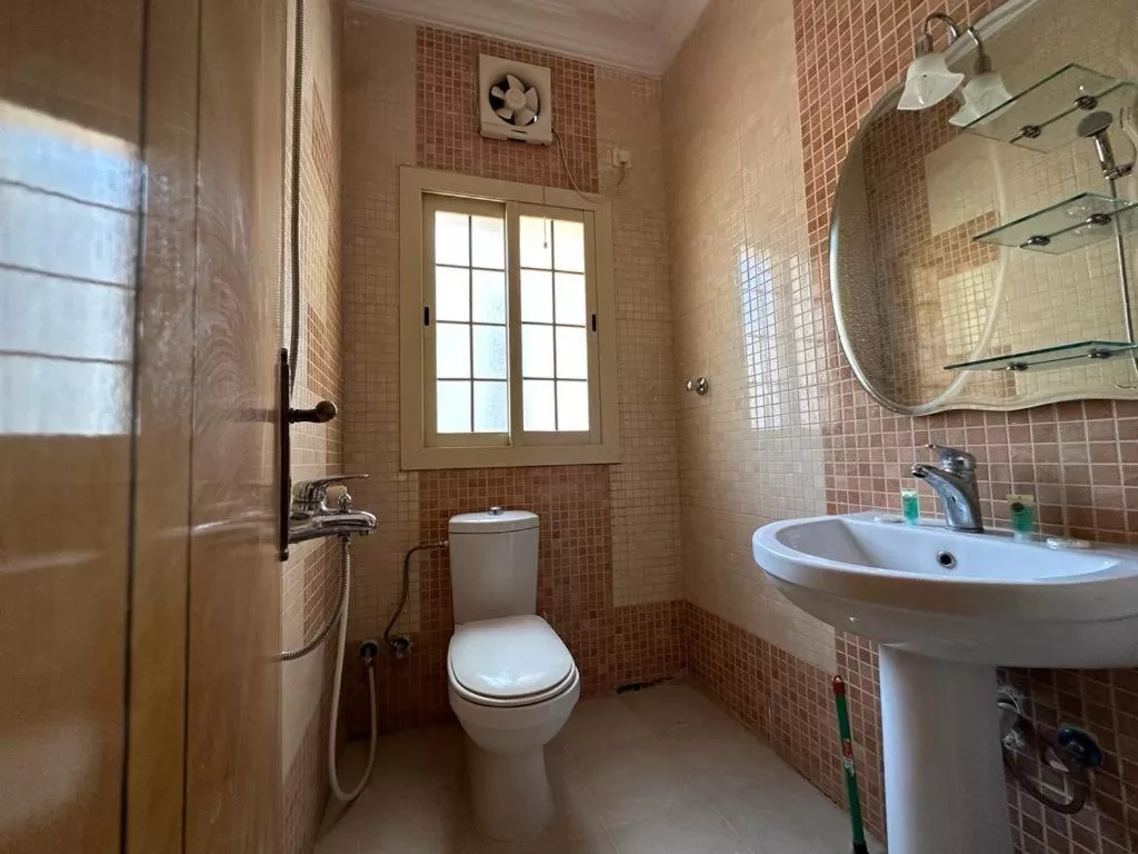 Bathroom in Mnara-AlMadinah