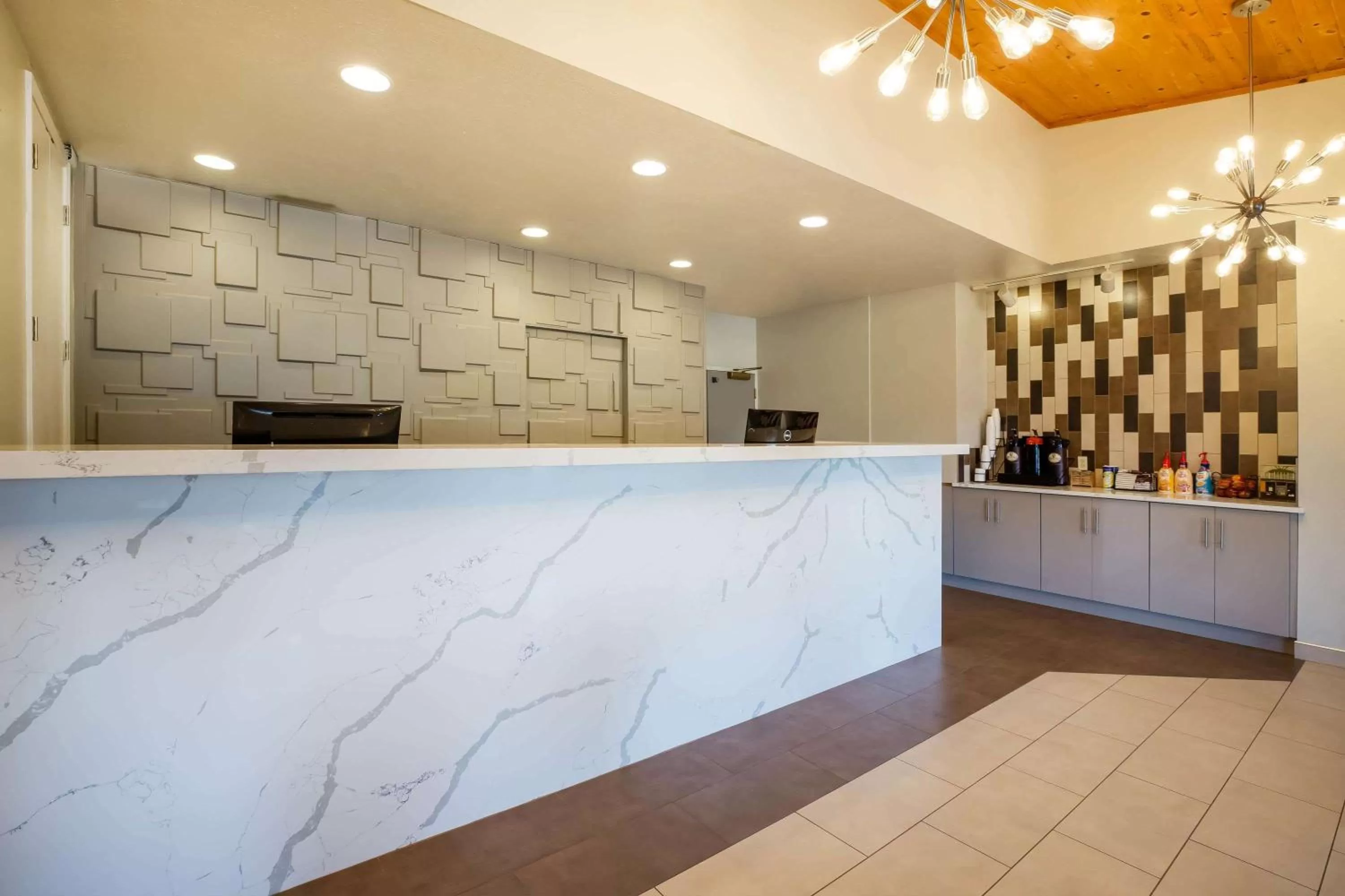 Lobby or reception in Baymont by Wyndham Tri-Cities/Kennewick WA