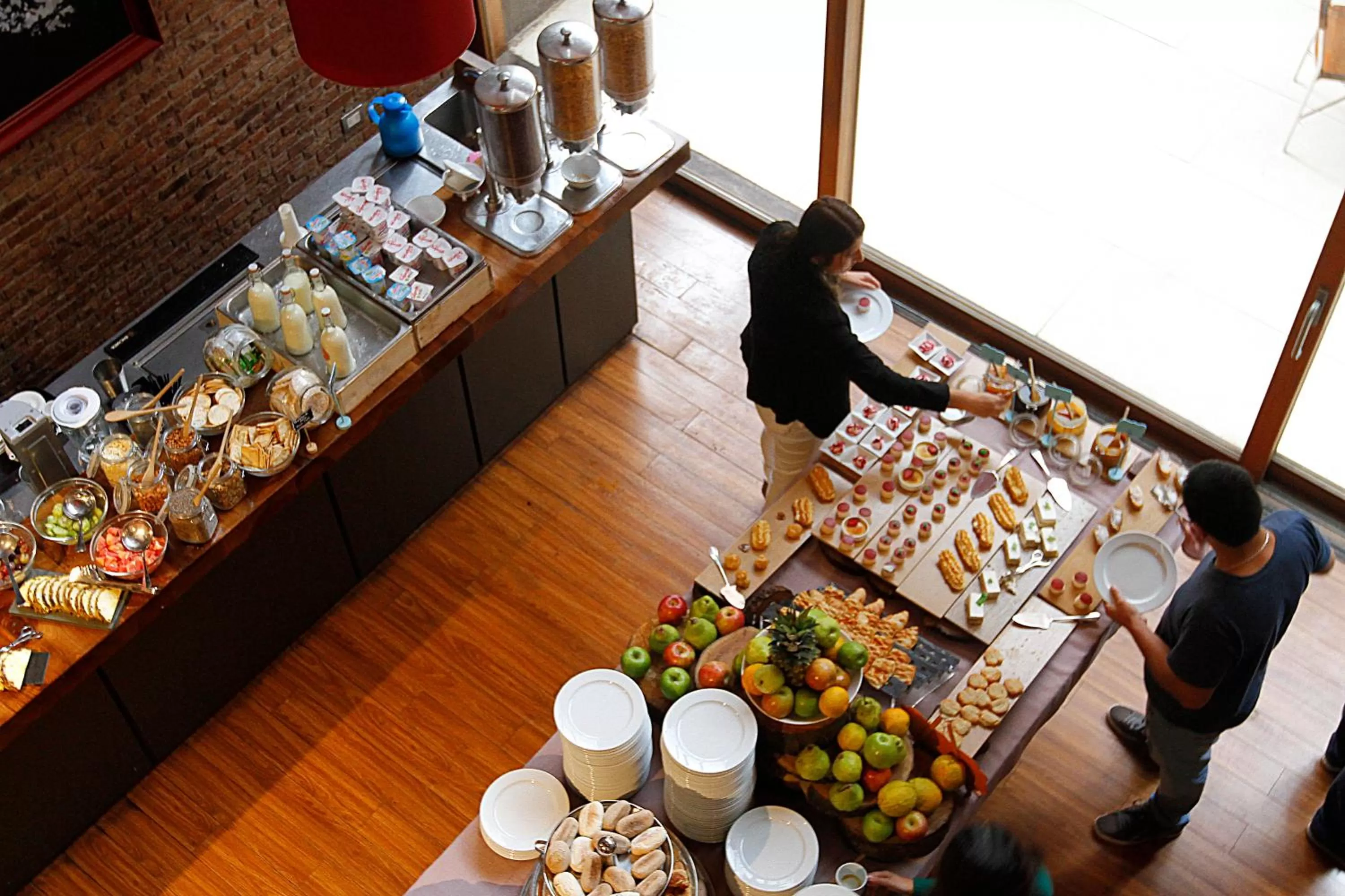 Buffet breakfast in NOI Vitacura