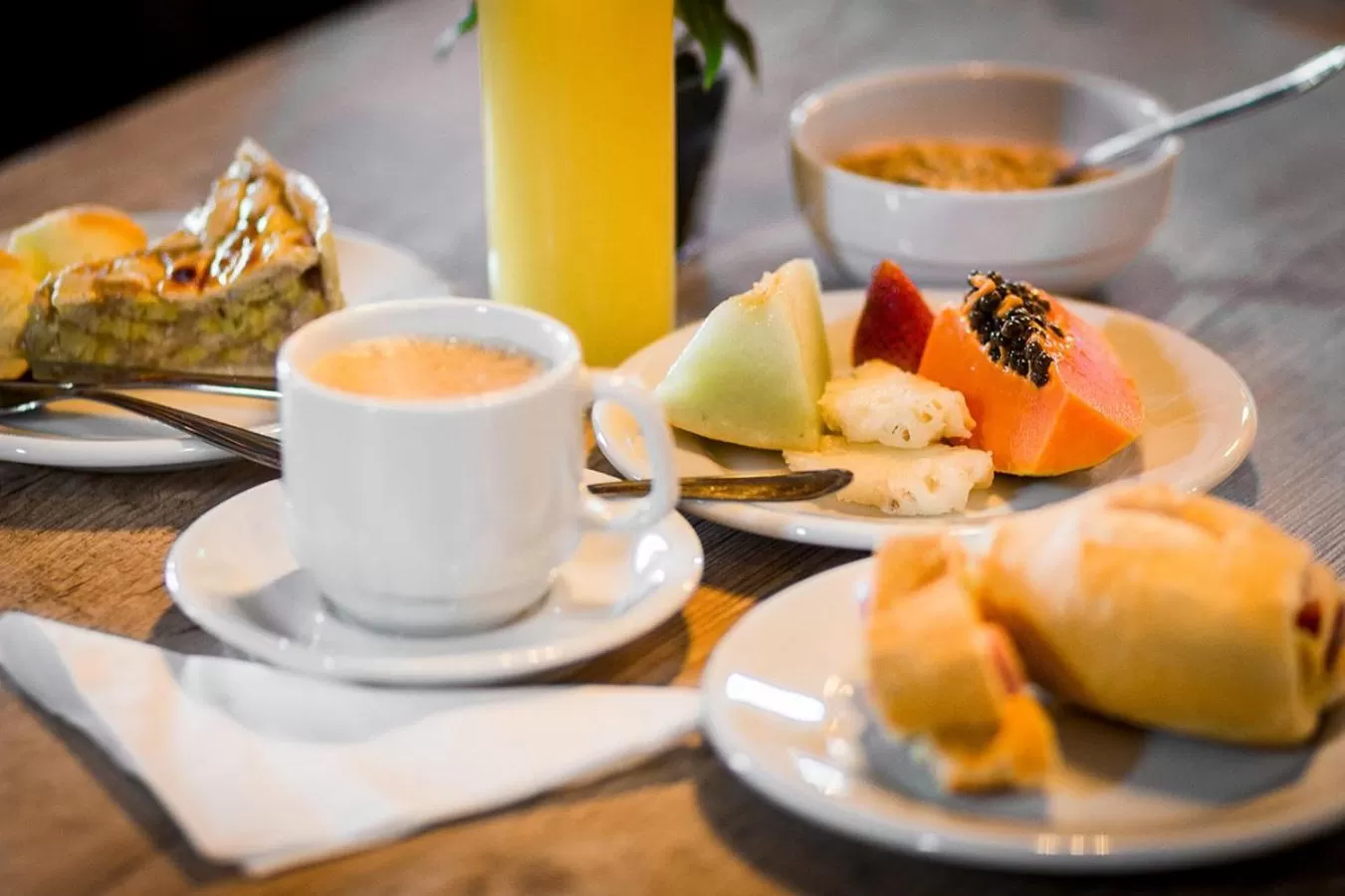 Food and drinks in Pousada Costa Container