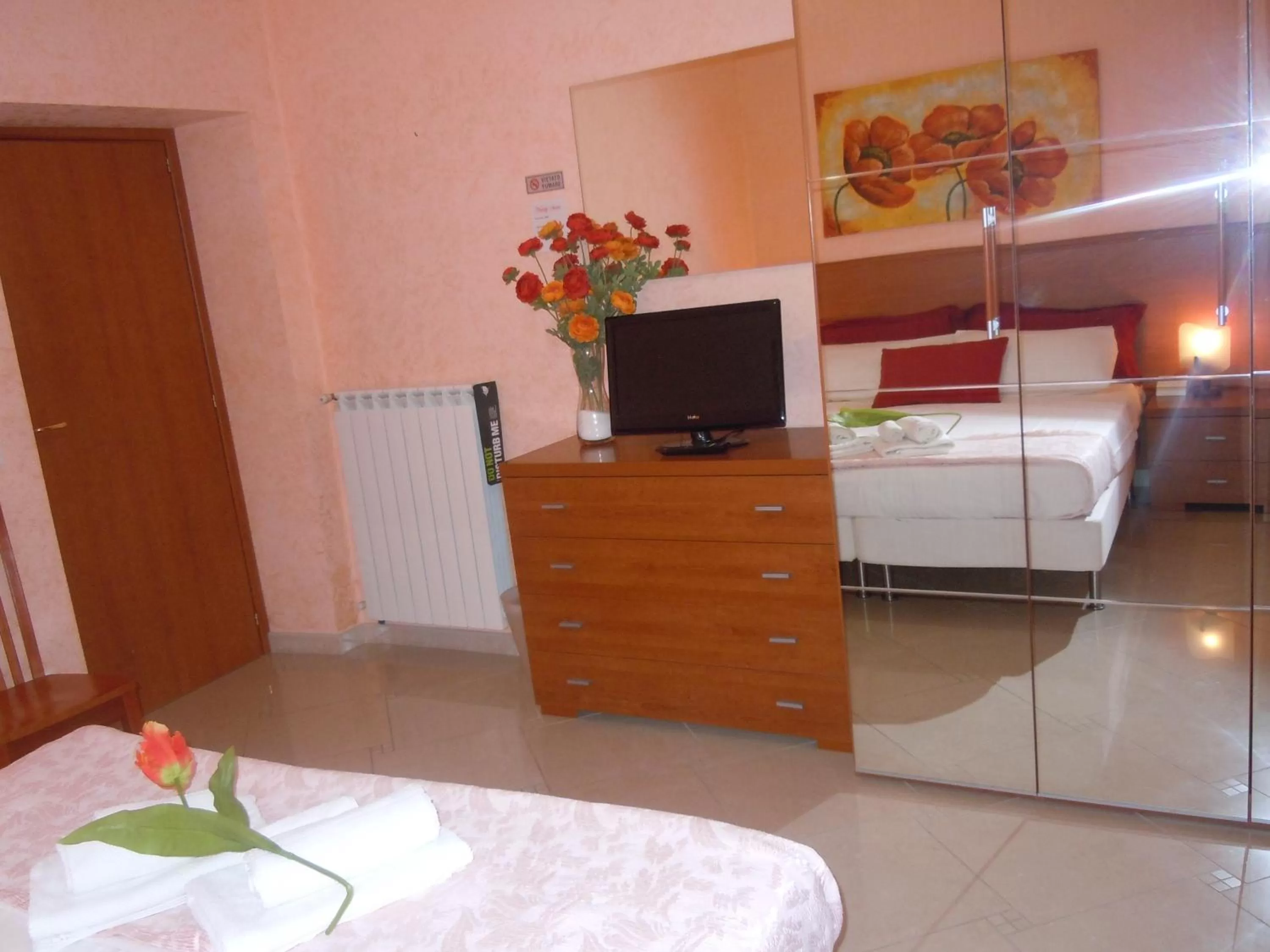 Bedroom, Bed in Nataly's House Bed&Breakfast