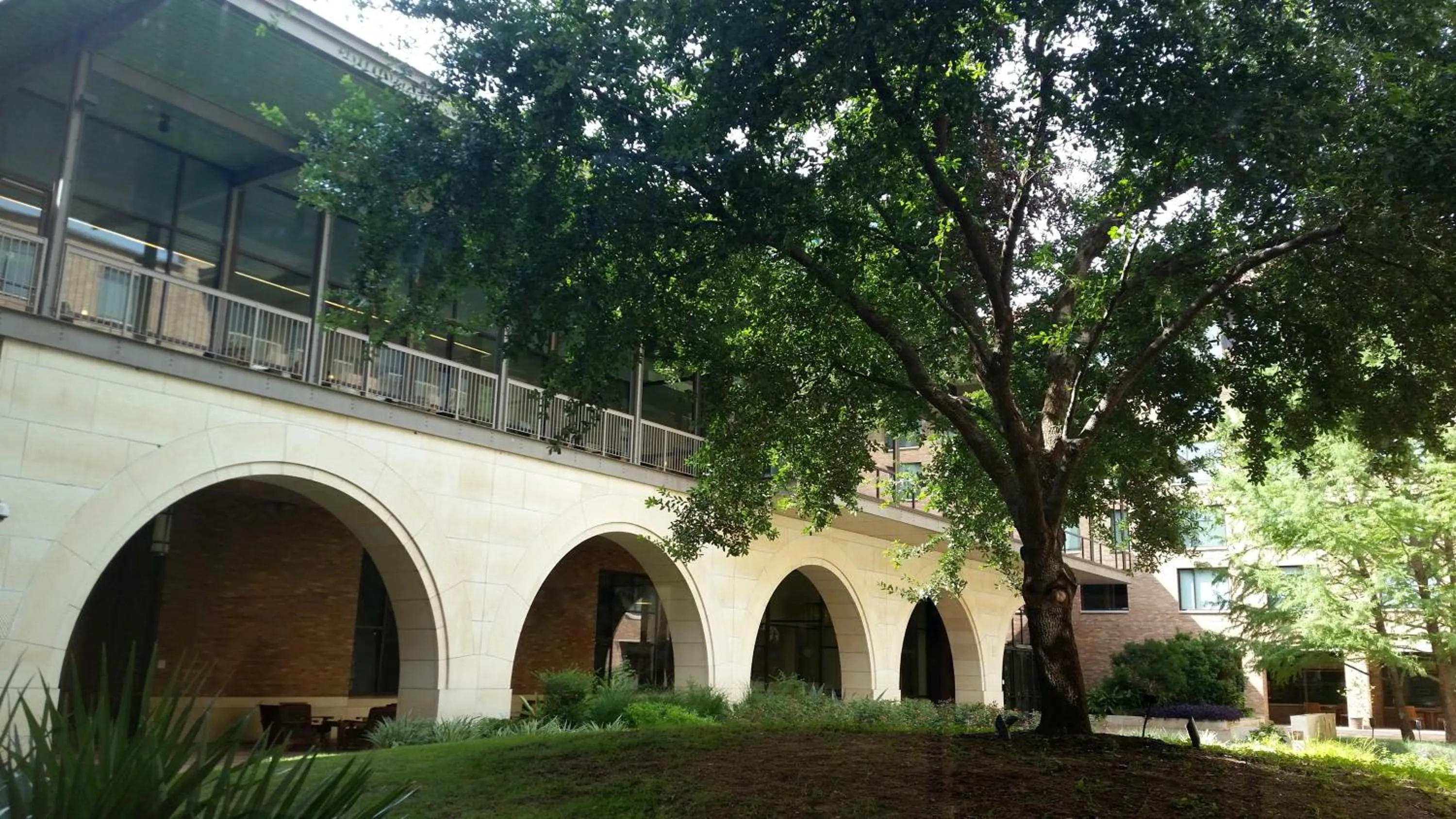 Property building in AT&T Hotel & Conference Center