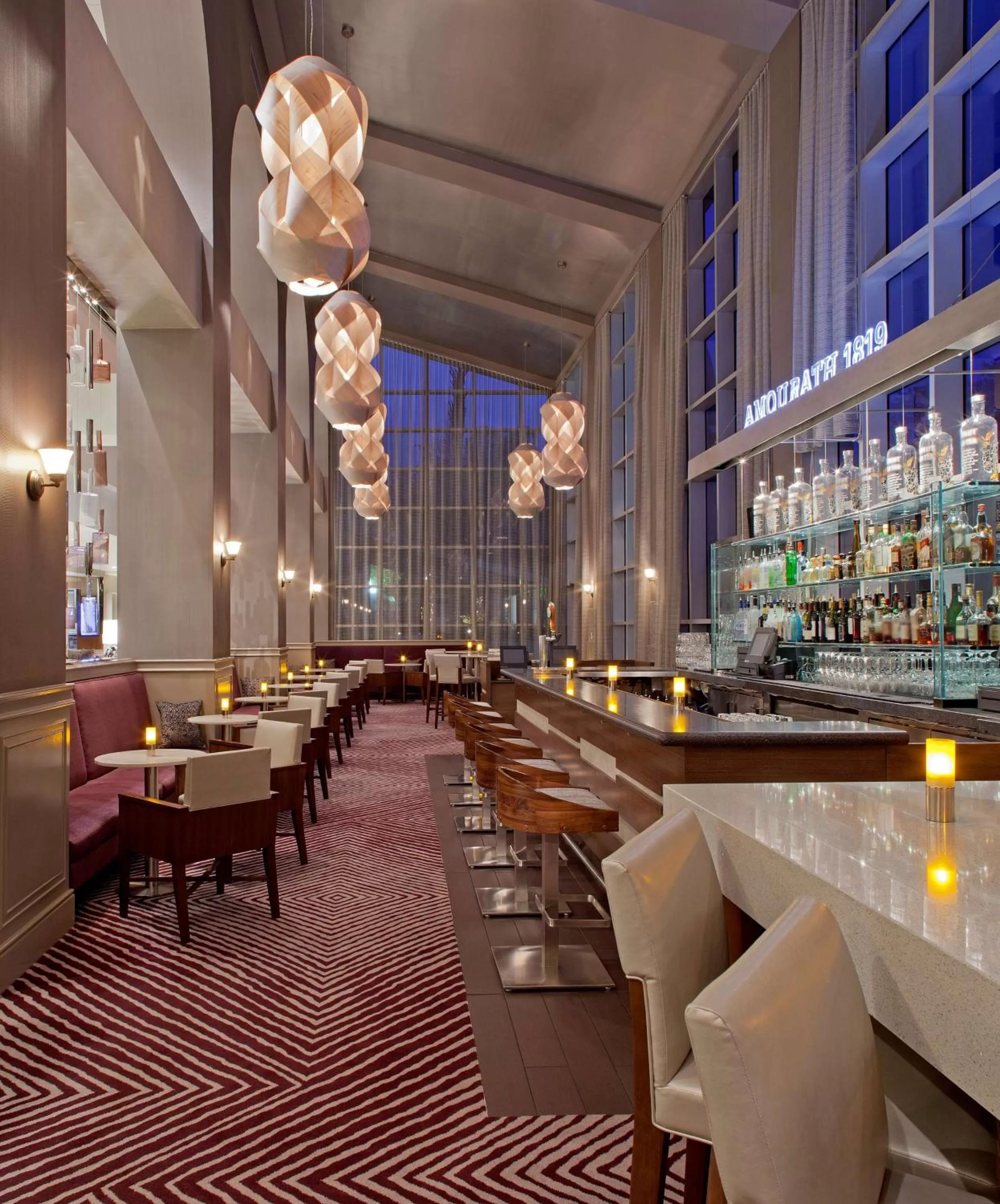 Lounge or bar in Hyatt Regency Sacramento