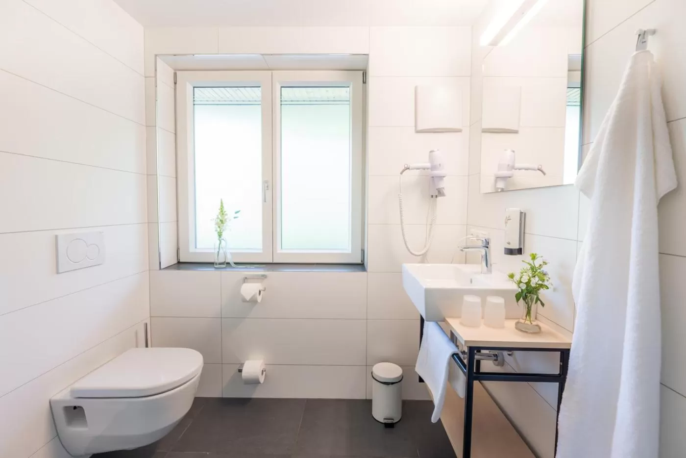 Bathroom in Hotel & Restaurant Mühlenglück