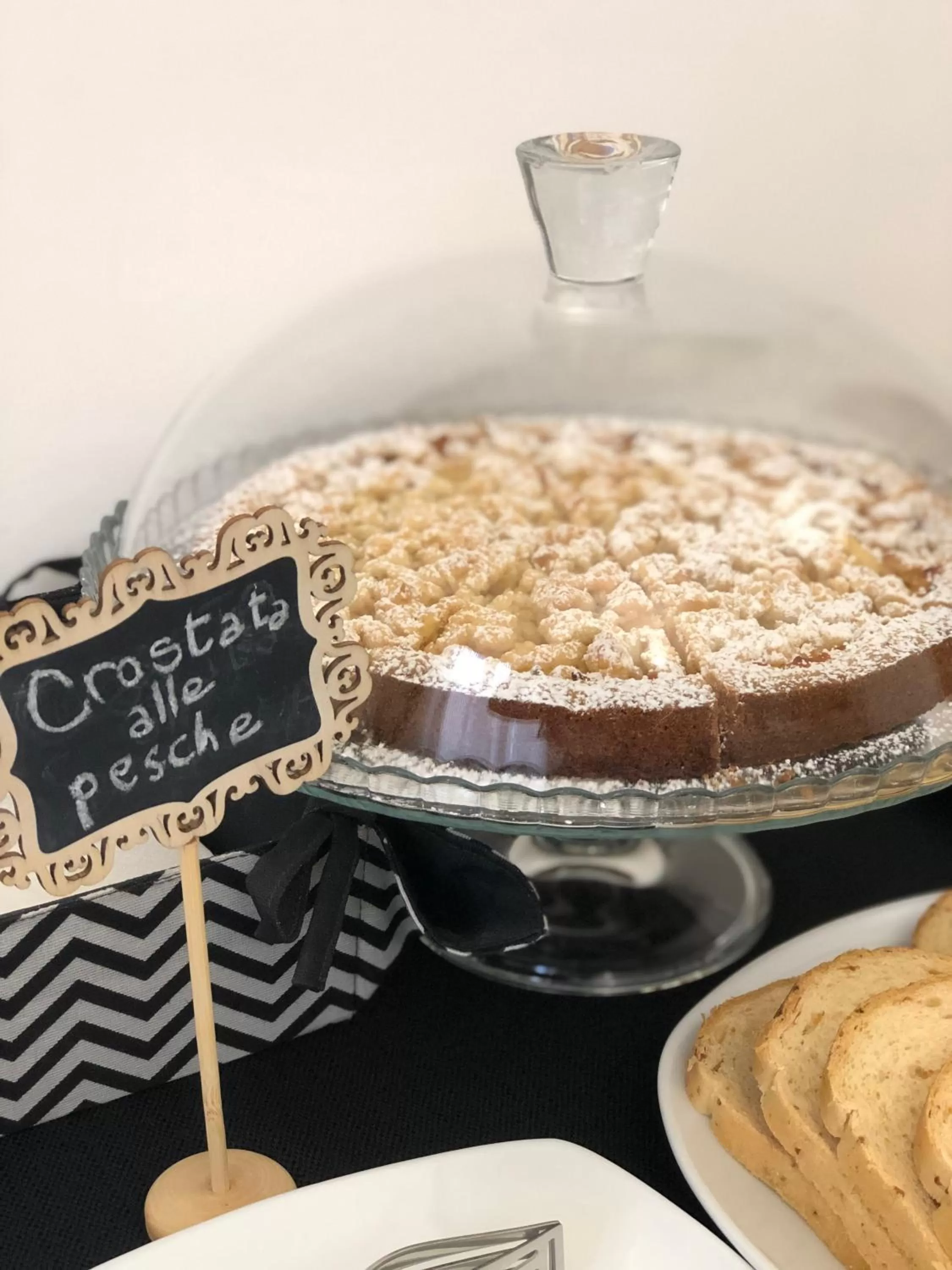 Meals in Le Quattro Stagioni - Rooms & Suites