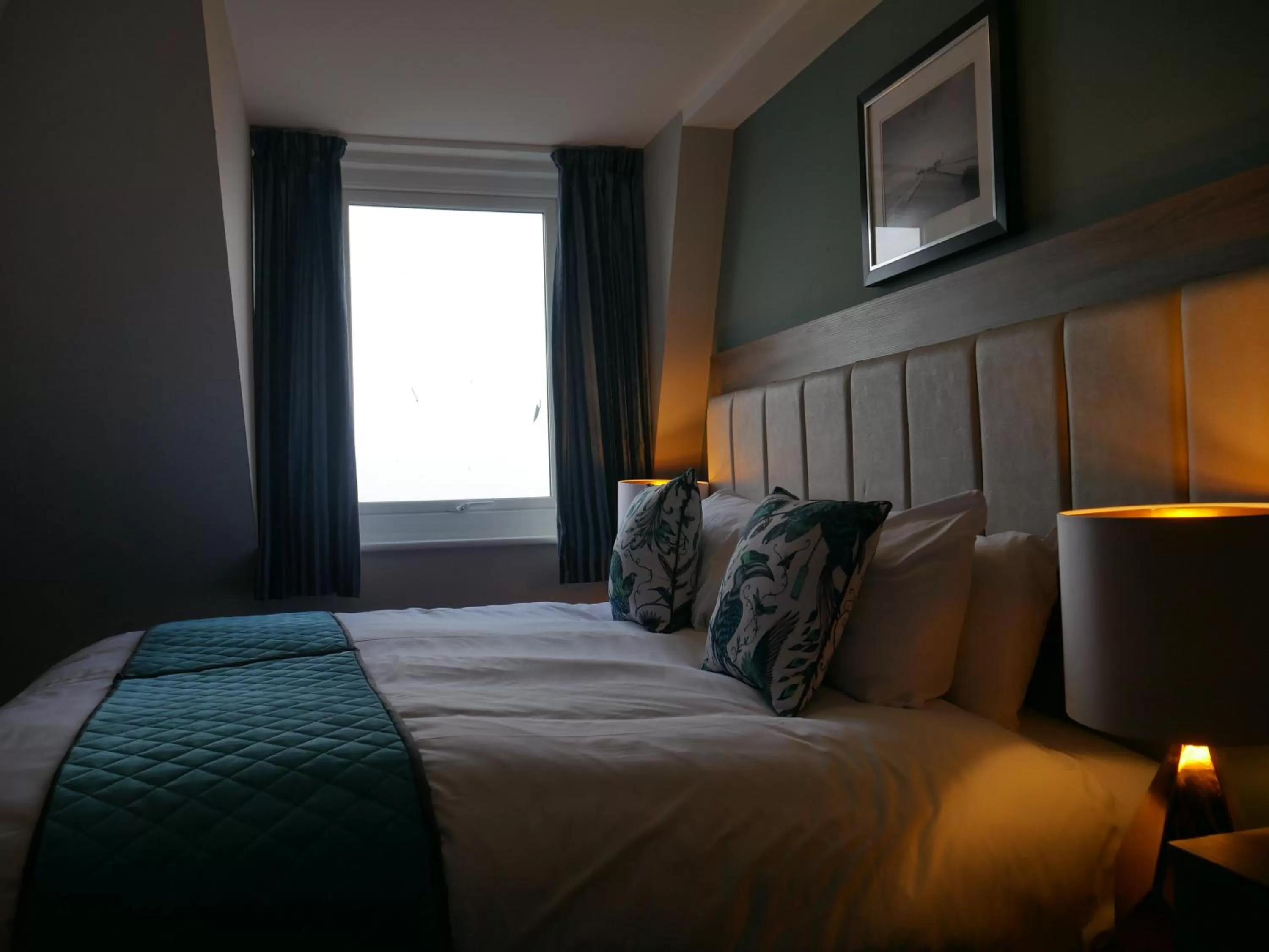 Bedroom, Bed in Llandudno Bay Hotel