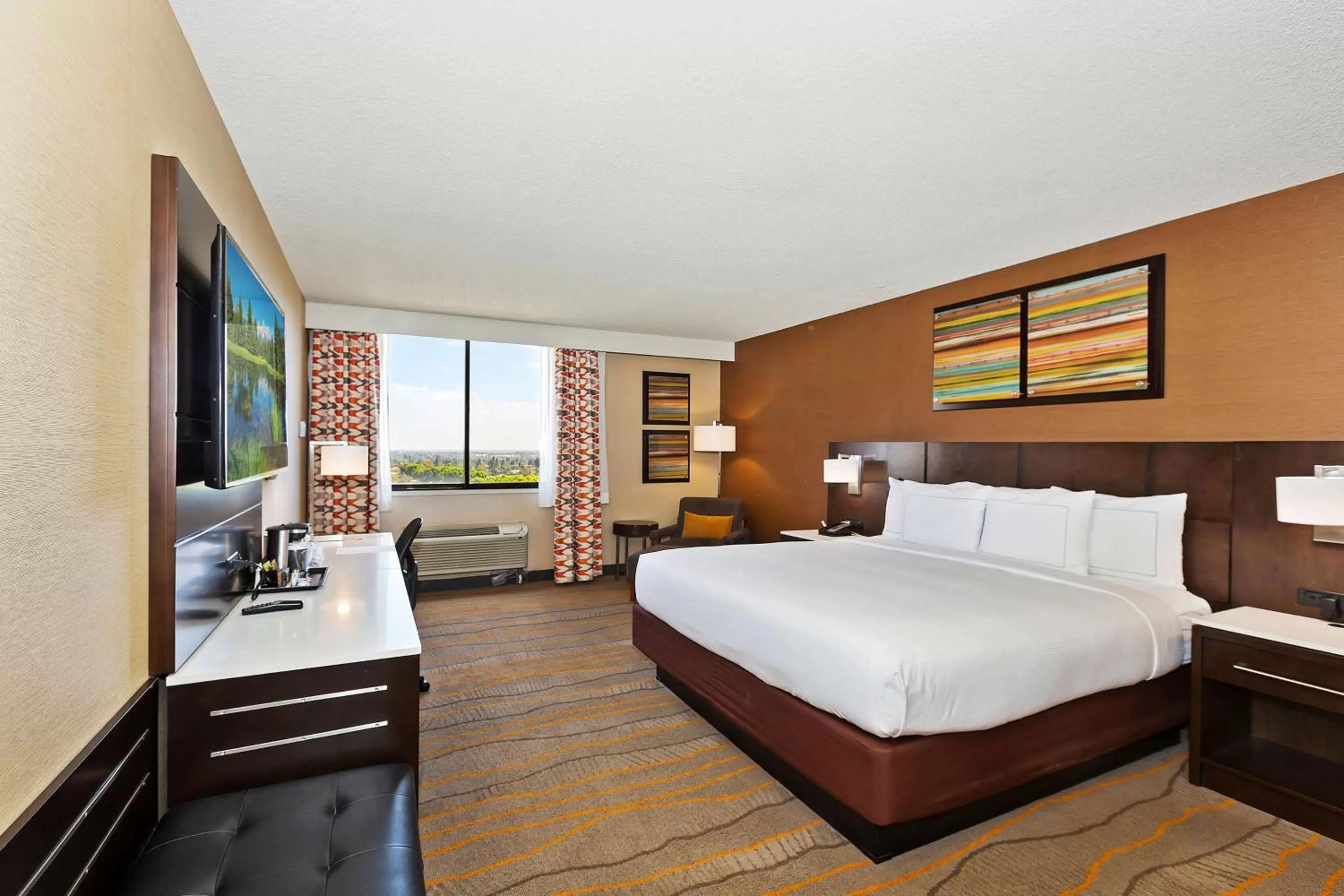 Standard King Room in Doubletree by Hilton Whittier