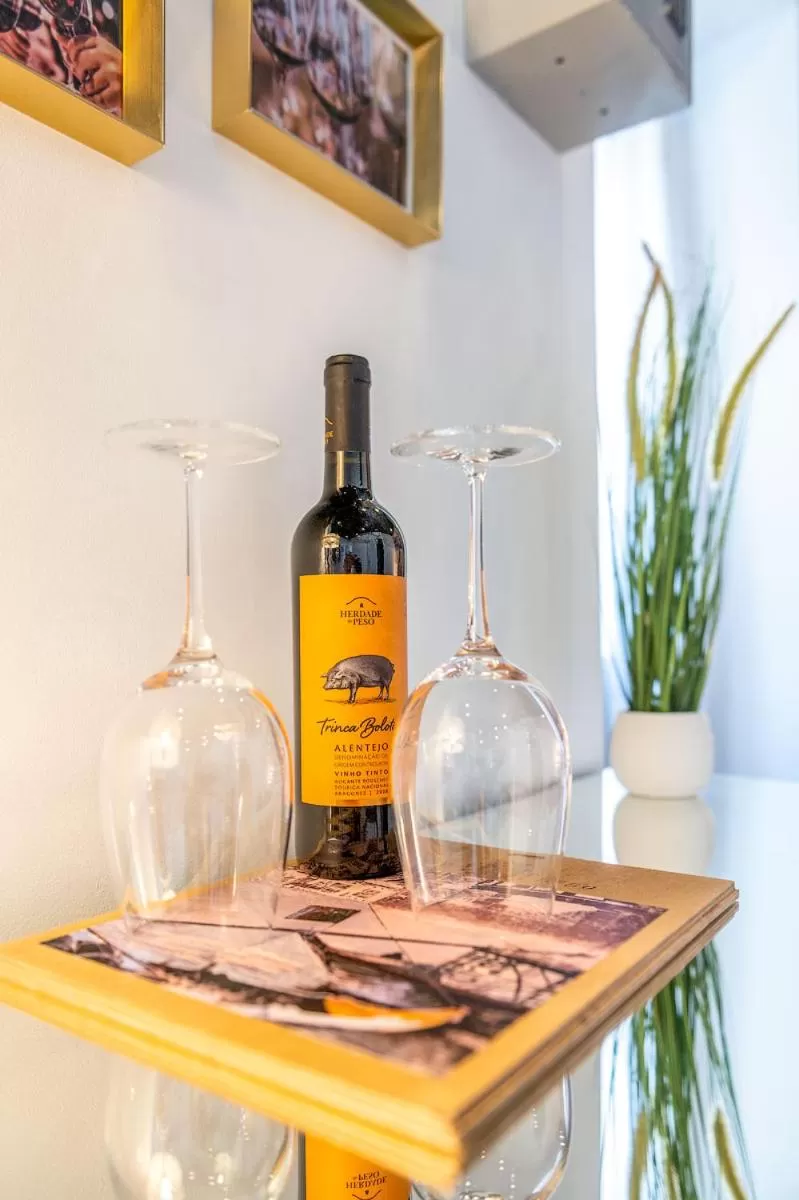 Alcoholic drinks in Lisbon Wine House - Rooms & Suites