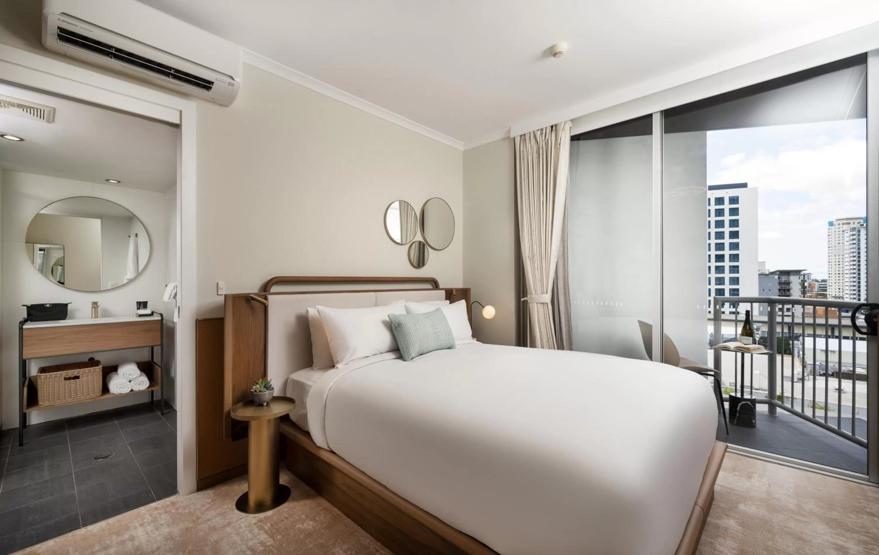 Bed in Mantra Terrace Brisbane
