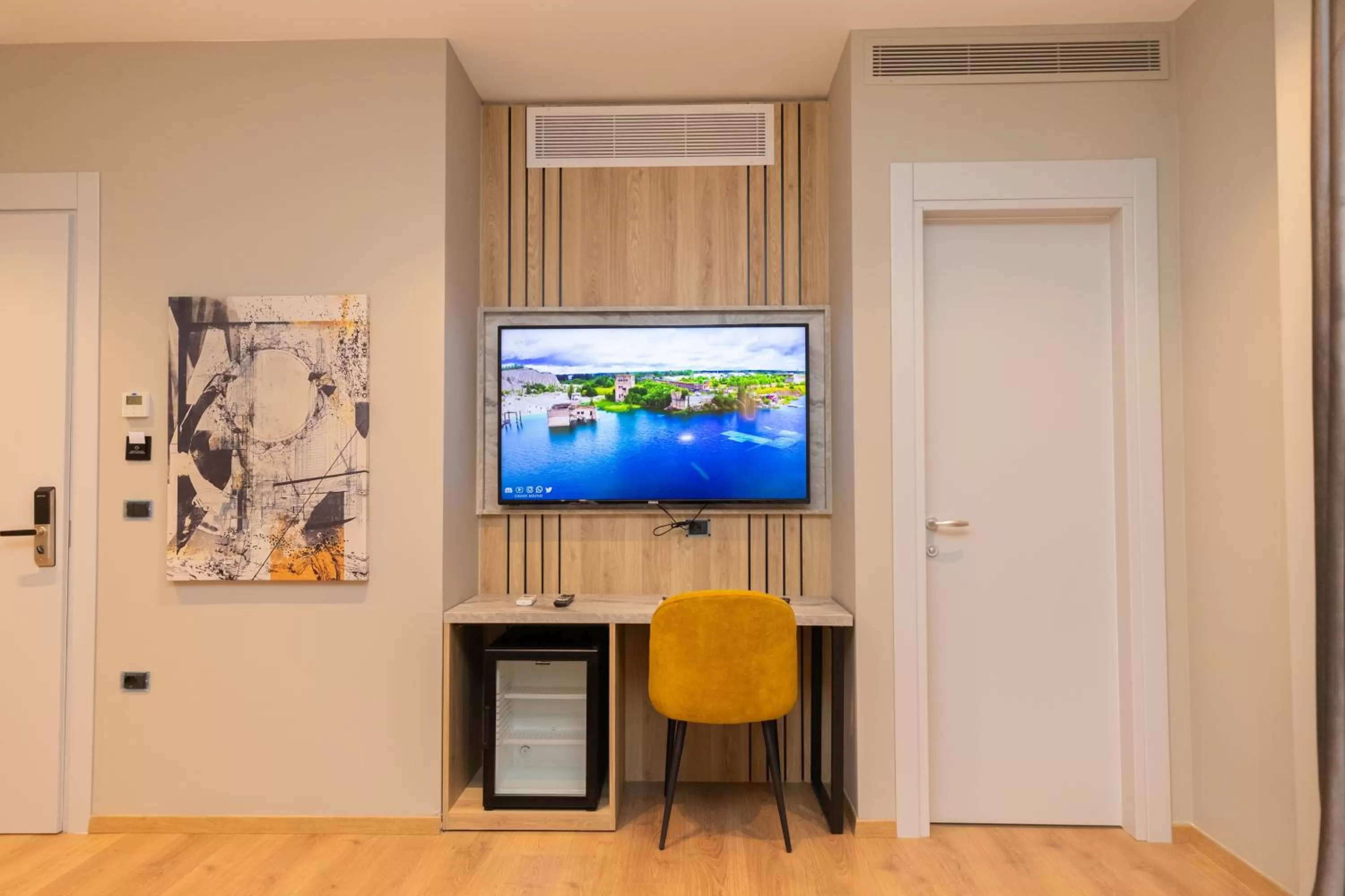 Communal lounge/ TV room in Esbjerg Hotel