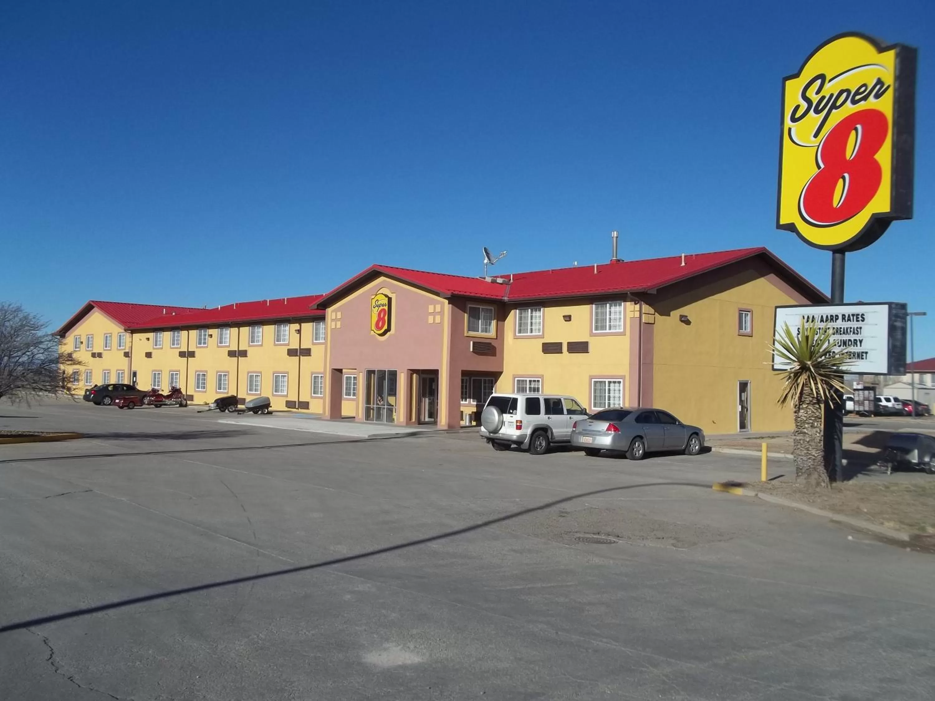 Property building in Super 8 by Wyndham Moriarty