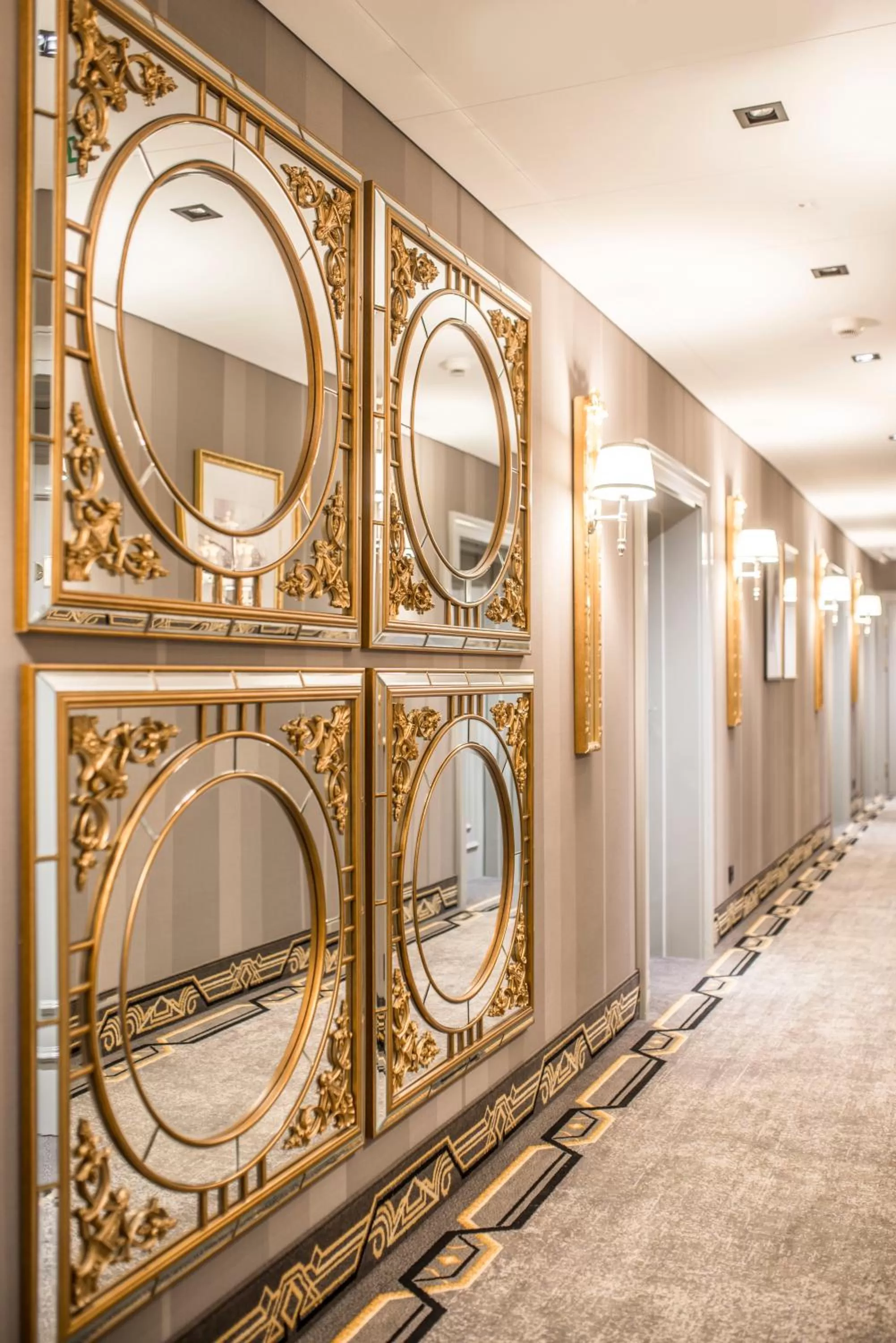 Lobby or reception in Bachleda Luxury Hotel Kraków - MGallery Collection