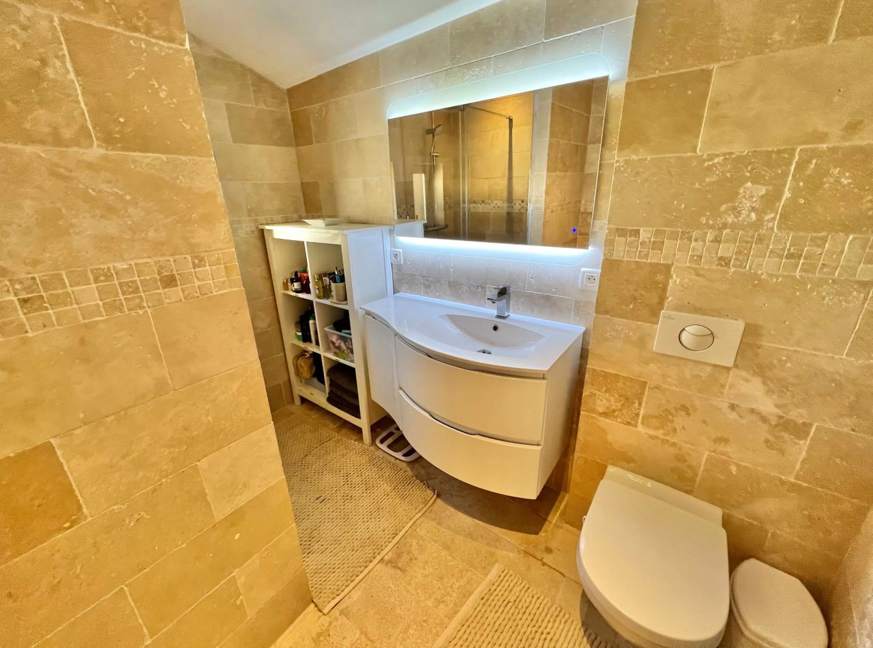 Toilet, Bathroom in Villa La Source 83 - room close to St Tropez
