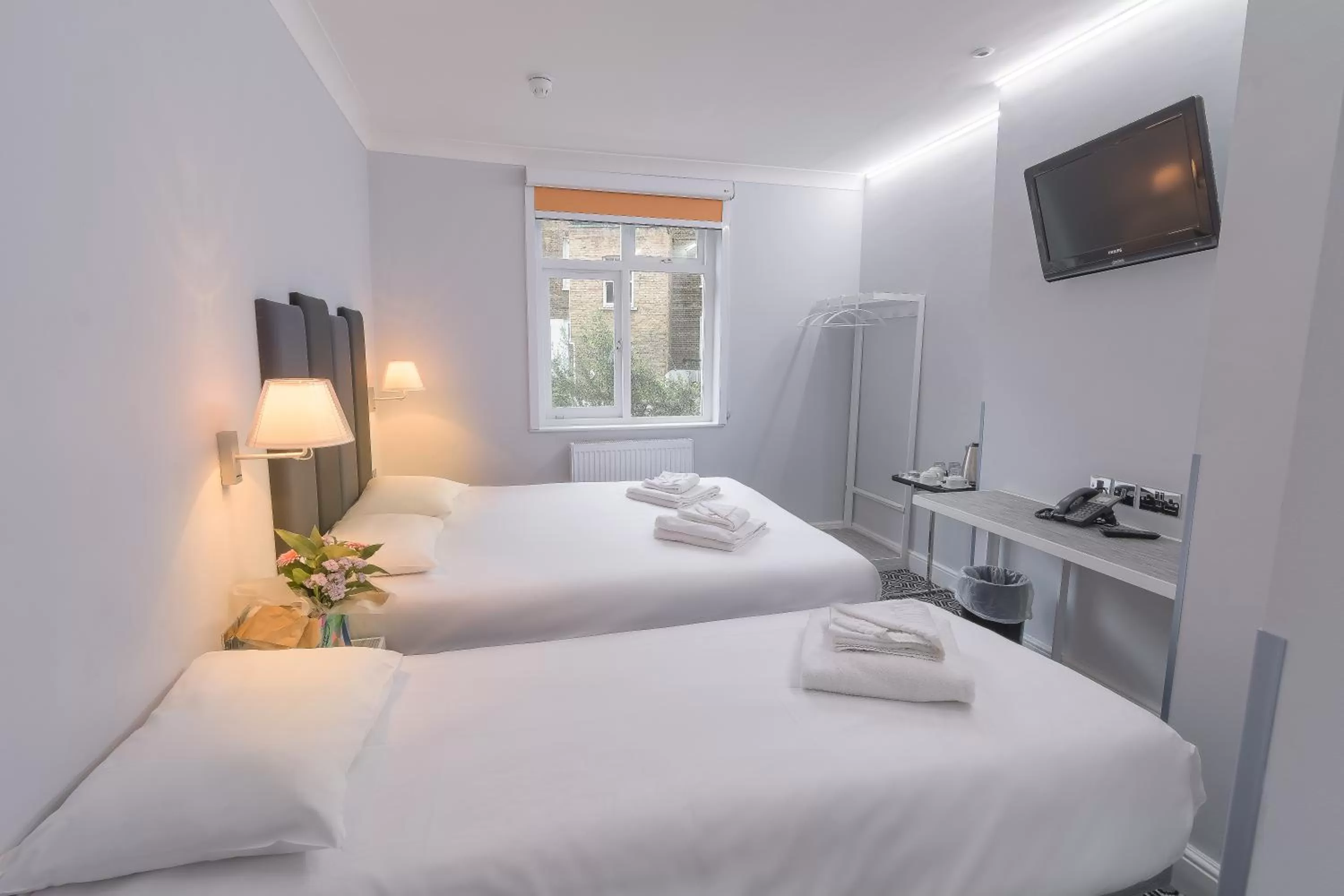 Bed in Victoria Inn London