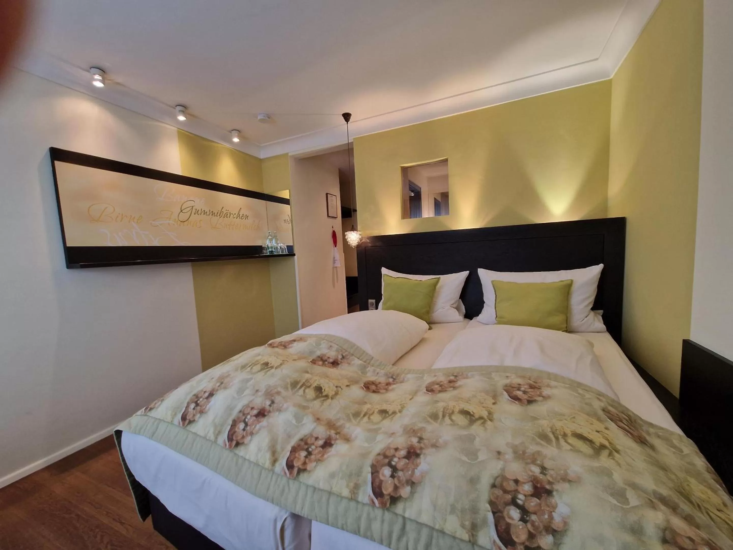 Bed in Laurentius Boutique-Hotel & Restaurant