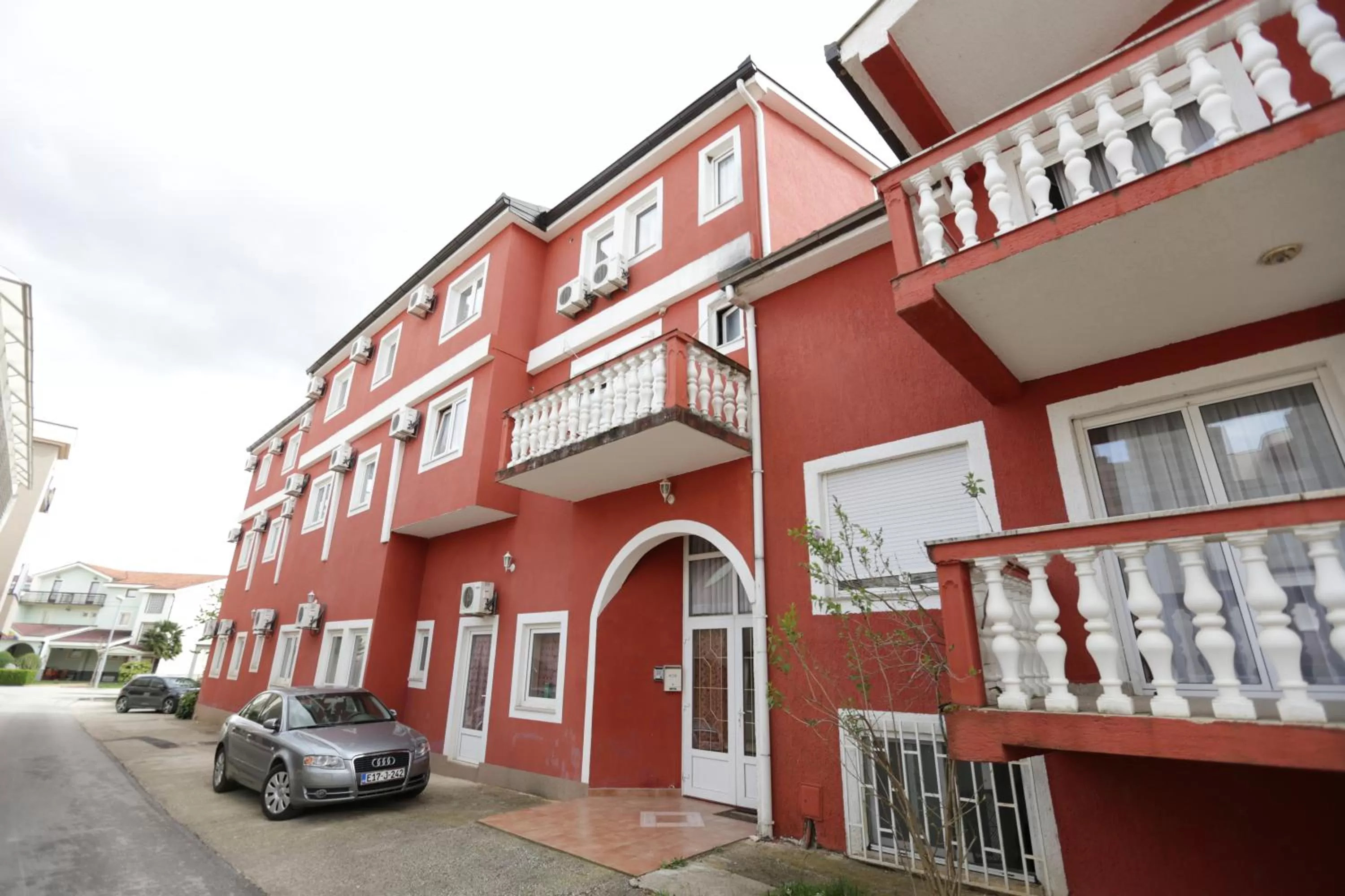 Facade/entrance in Hotel Matal