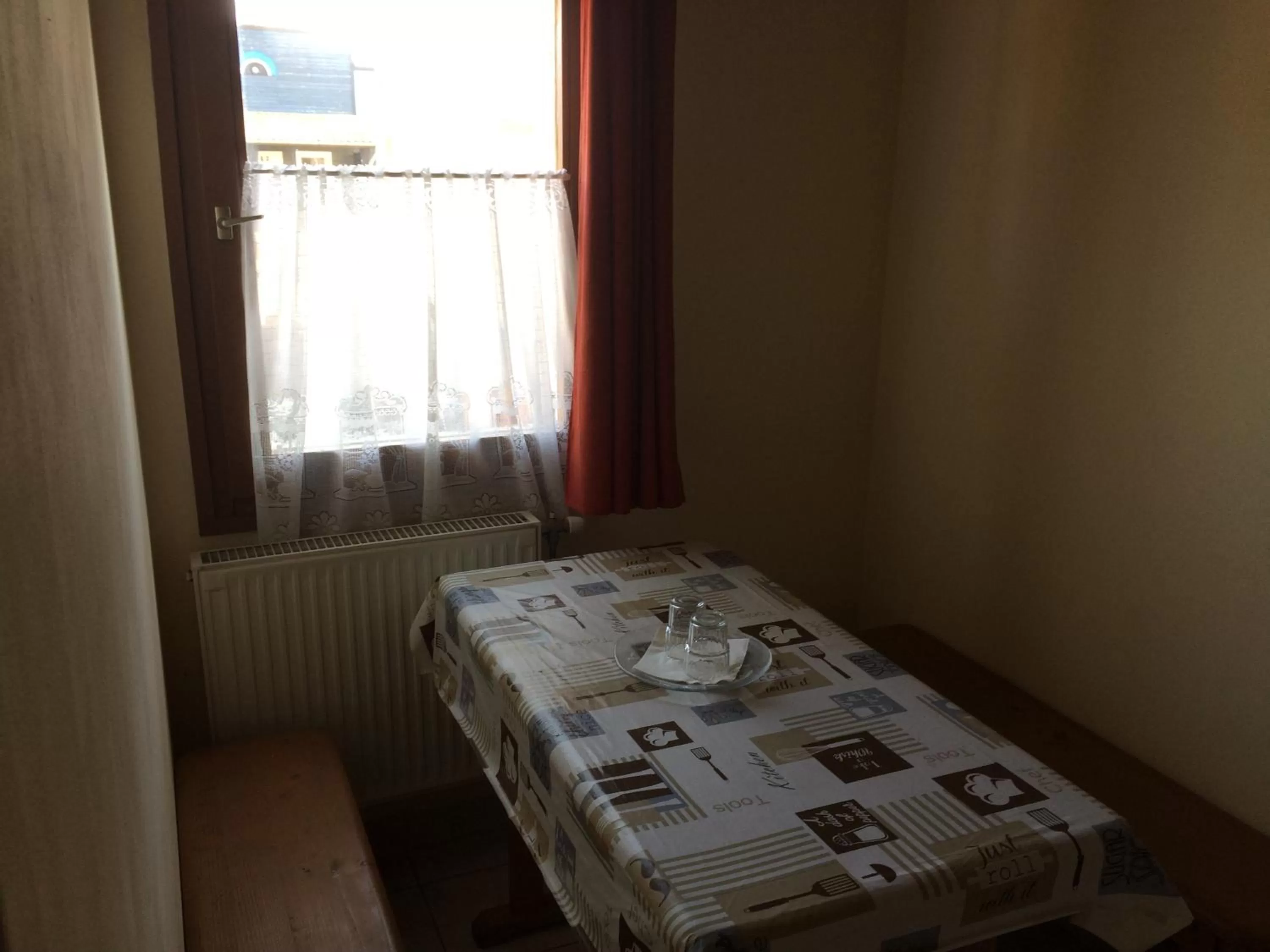 Bed in Convoy Panzió