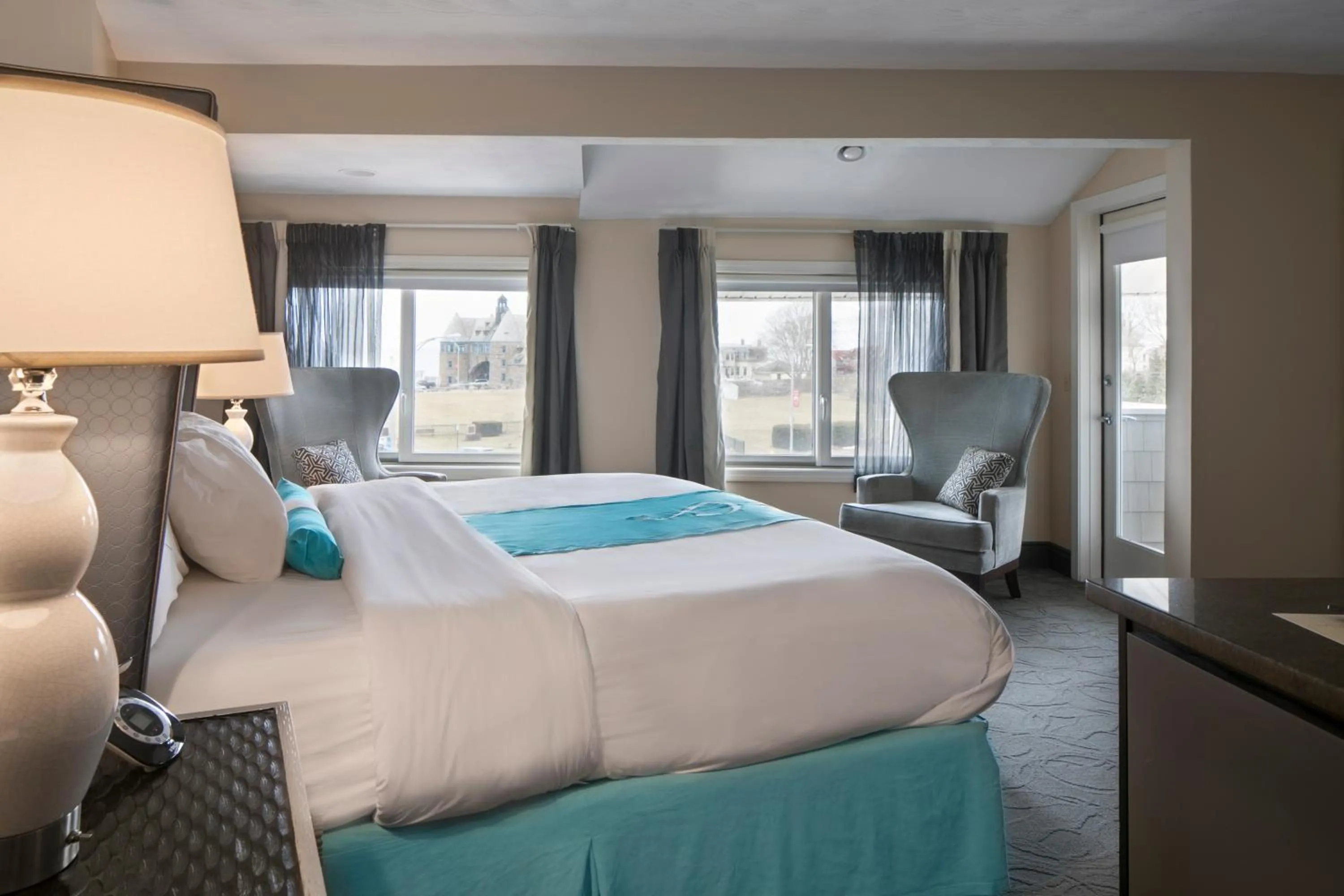 Photo of the whole room, Bed in Aqua Blue Hotel
