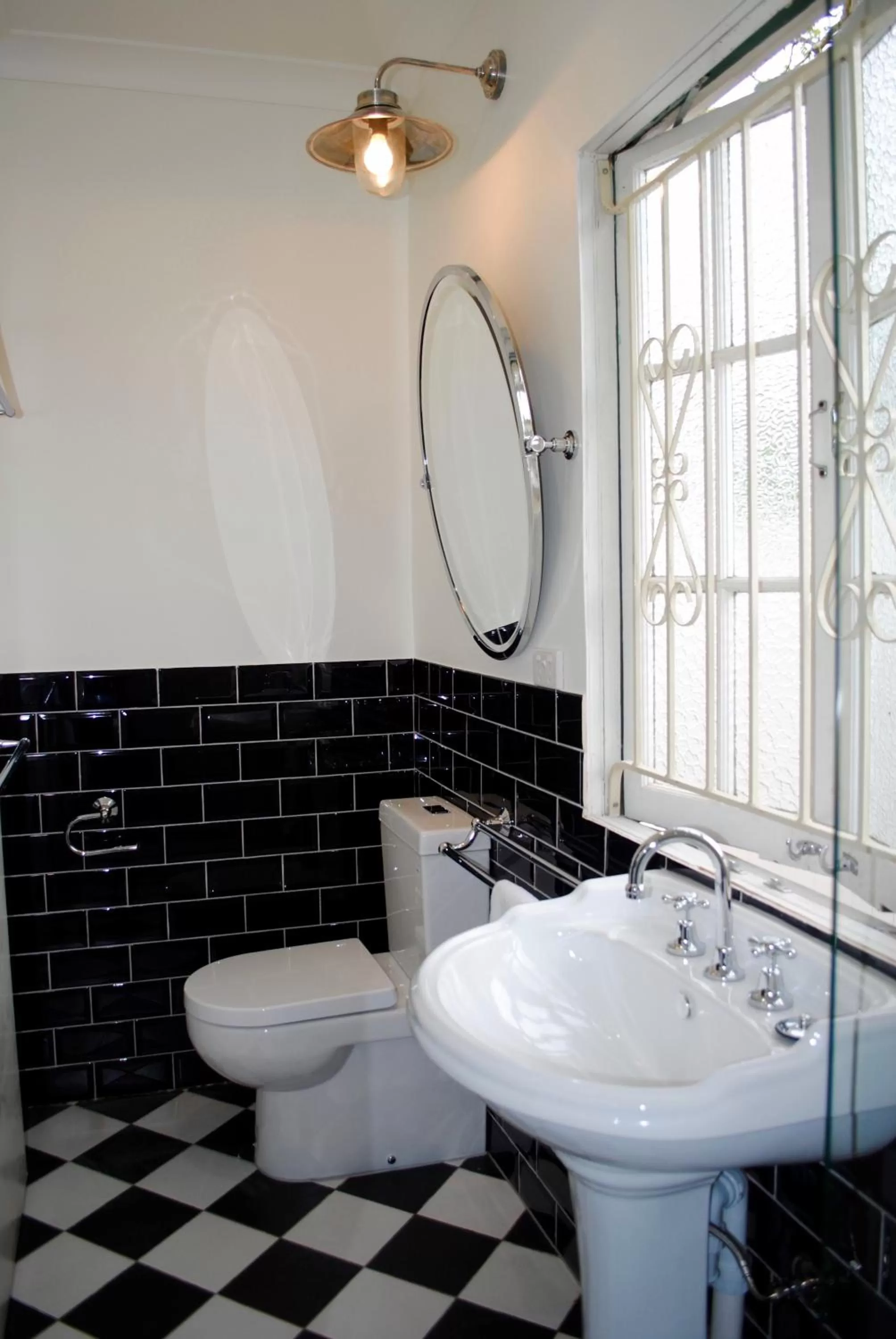 Bathroom in Edward Lodge New Fam