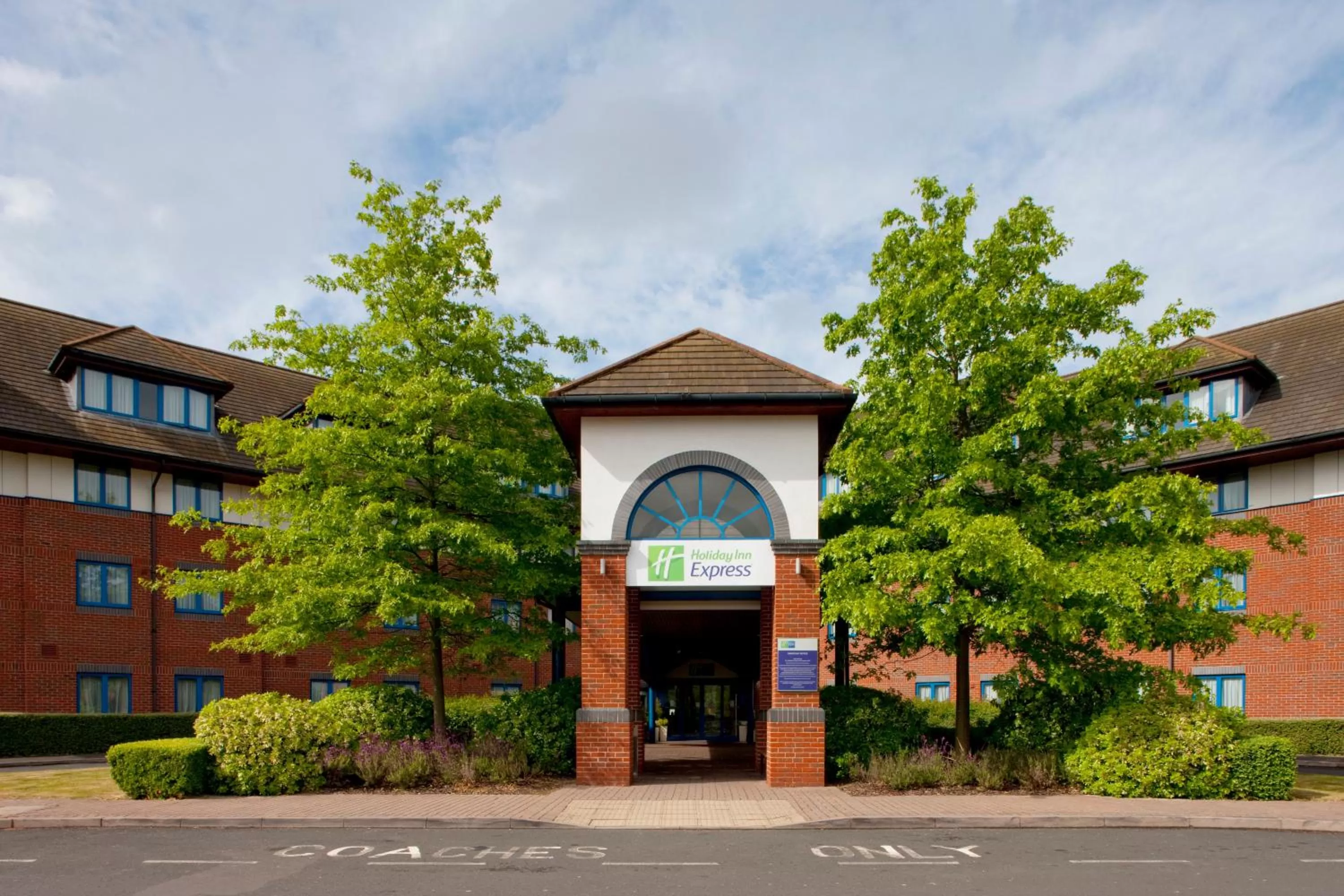 Holiday Inn Express Birmingham Airport NEC by IHG