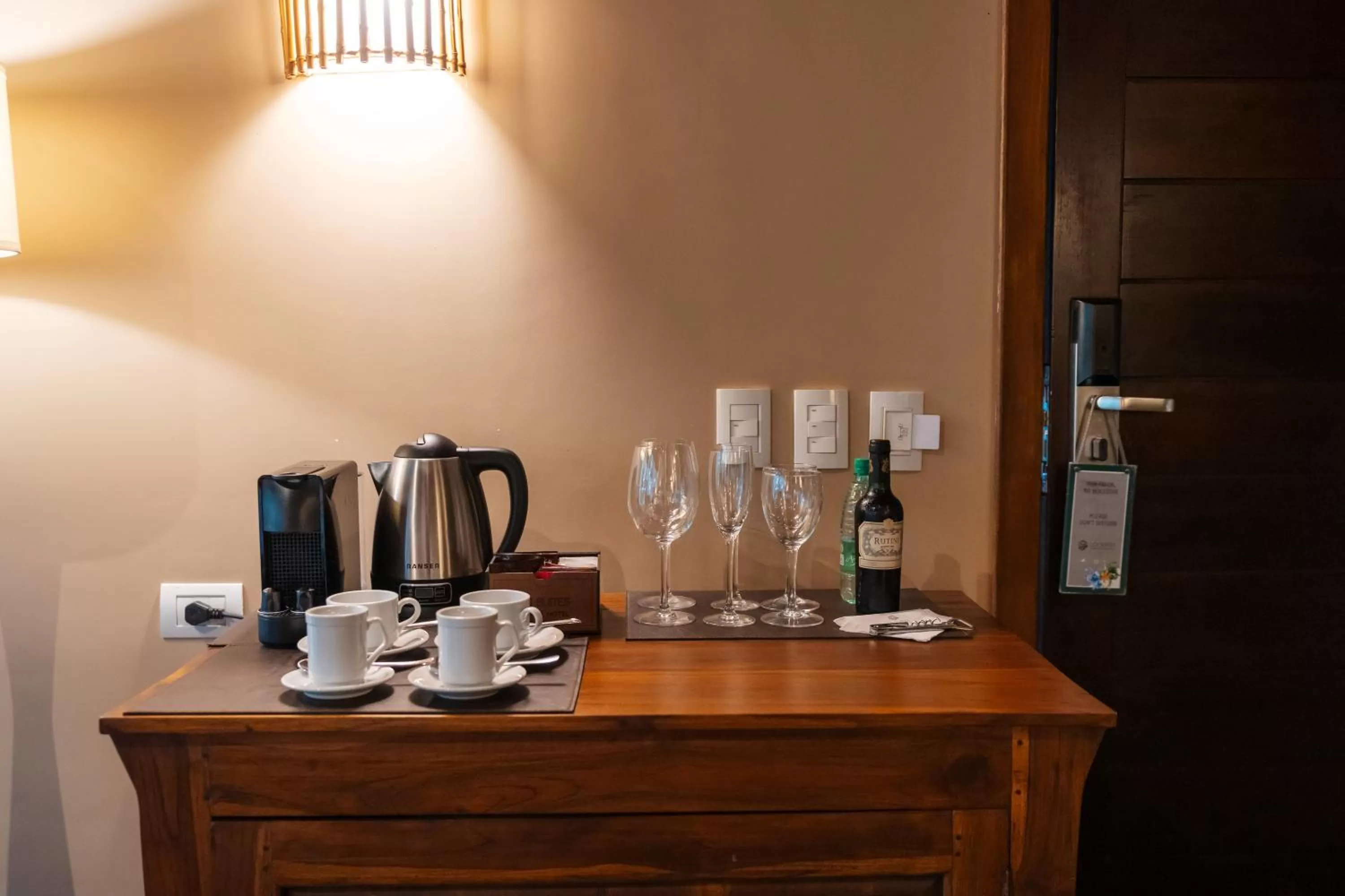 Coffee/tea facilities in Loi Suites Iguazu Hotel