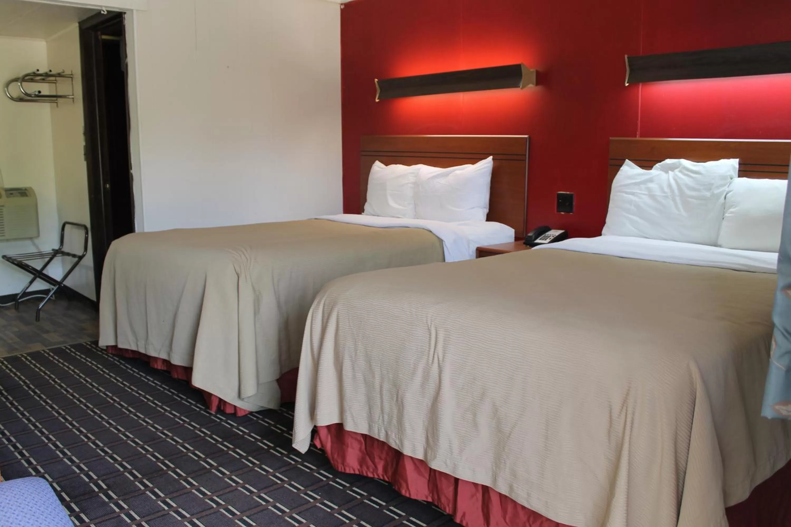 Bedroom, Bed in Motel Reedsburg