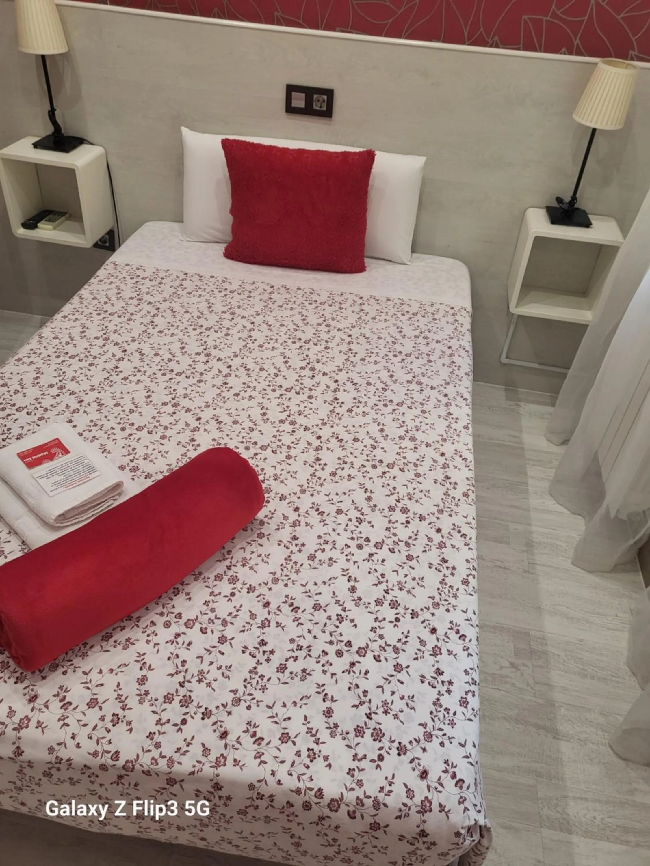 Bed in Hostal Inn Madrid