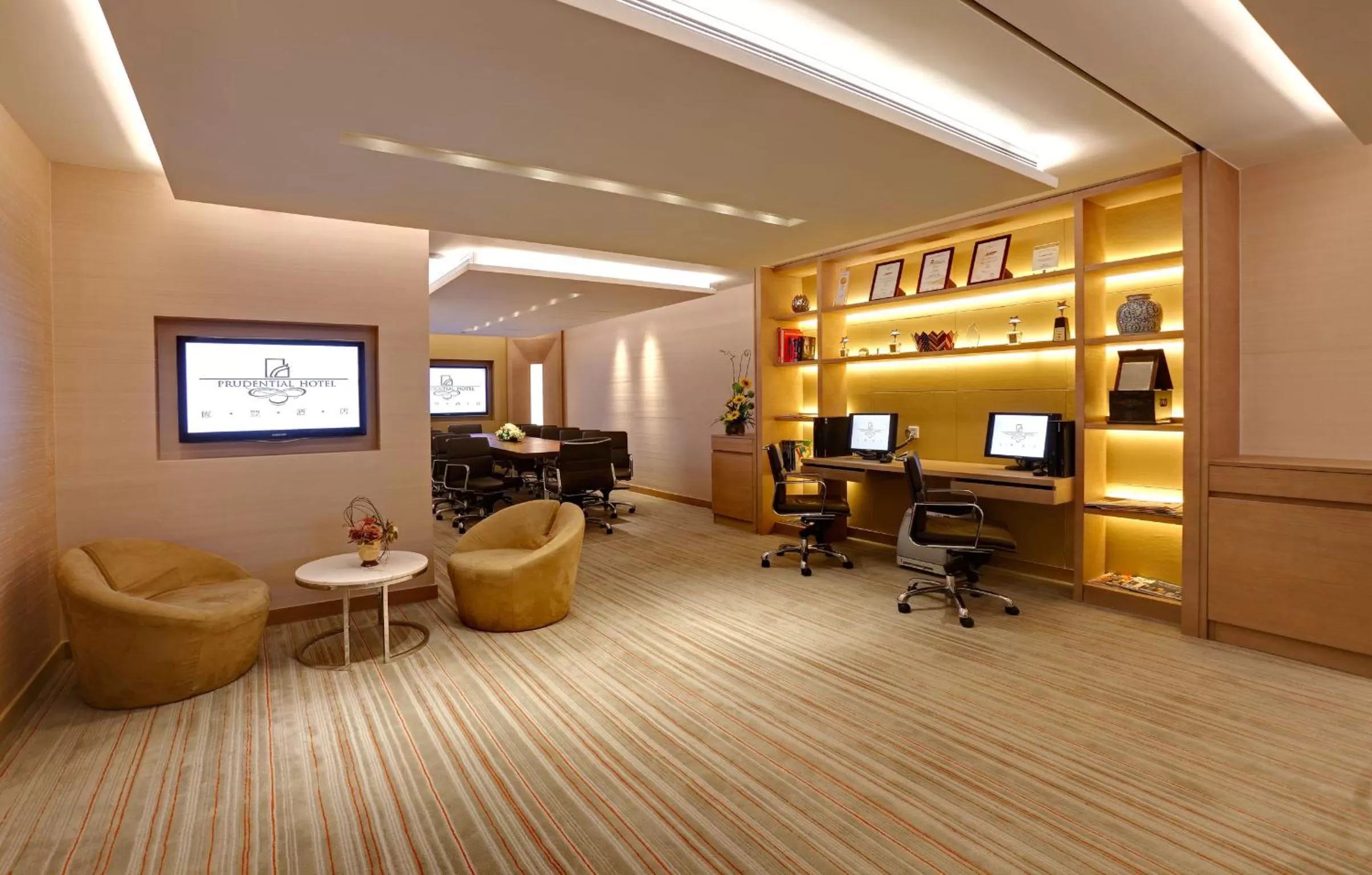 Business facilities in Prudential Hotel