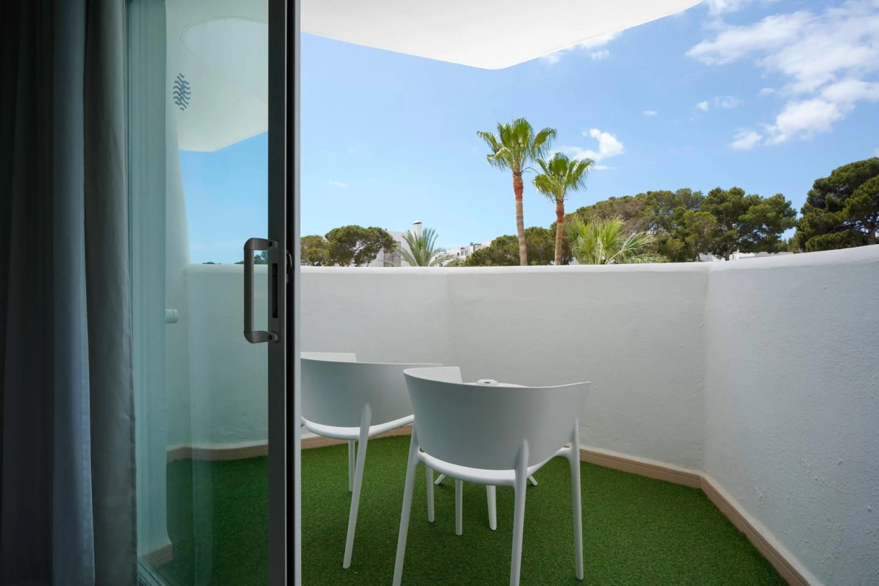 Double Superior Sea View in AluaSoul Mallorca Resort - Adults only
