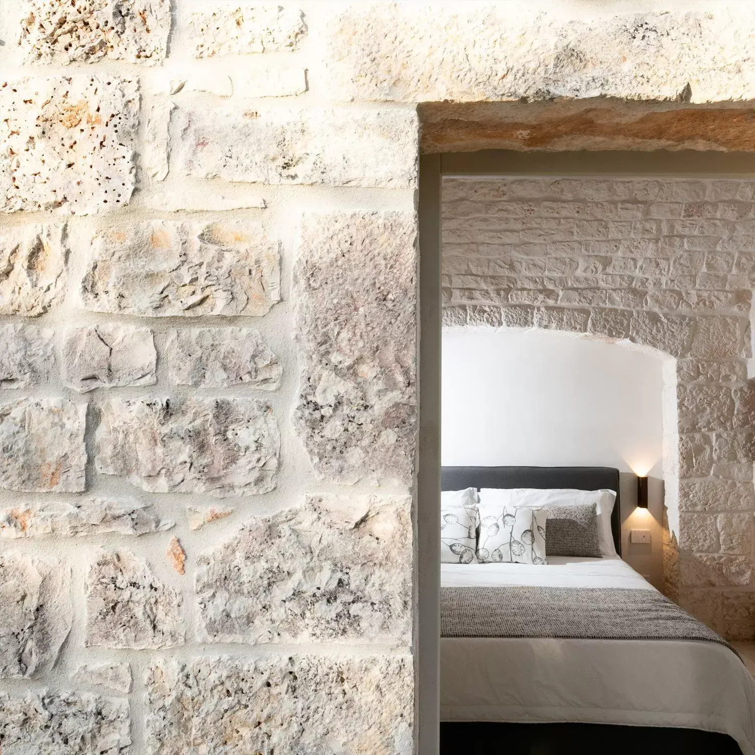 Double Room with External Spa Bath in DIMORA RITUNNO Double Room with External Spa Bath in DIMORA RITUNNO