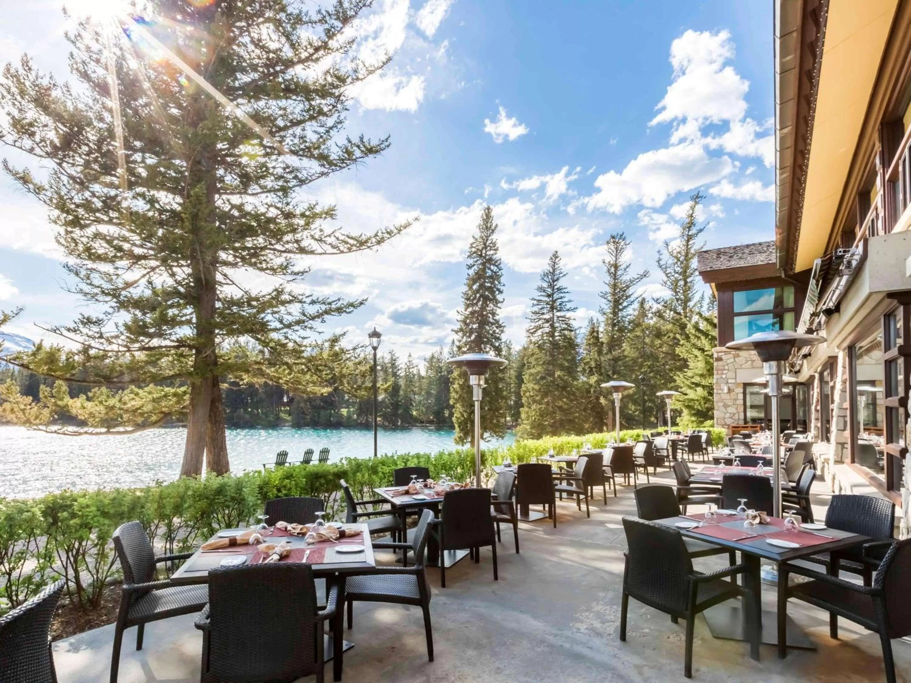 Restaurant/places to eat in Fairmont Jasper Park Lodge