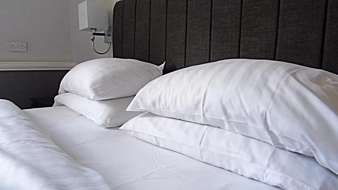 Bed in The Lion Hotel