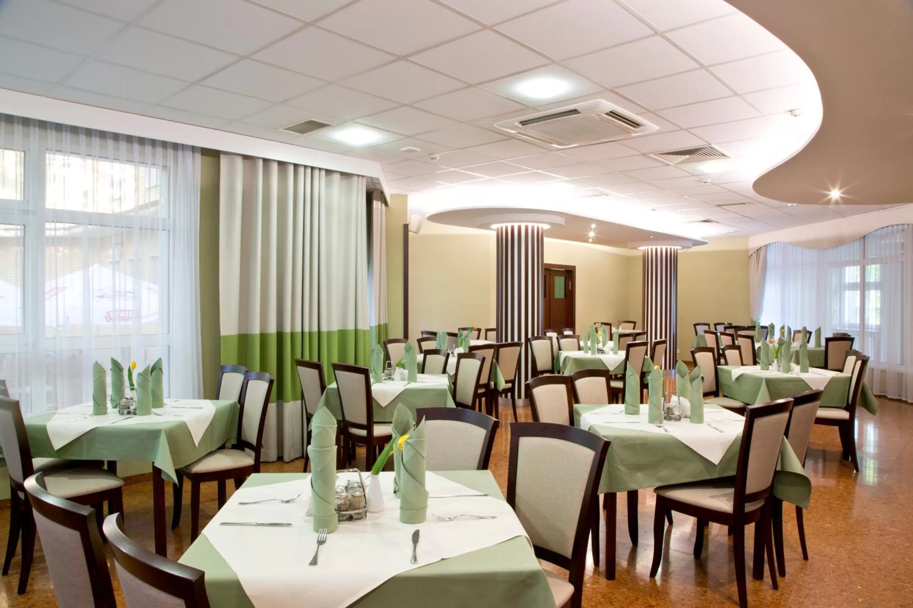 Restaurant/places to eat in Hotel Justyna
