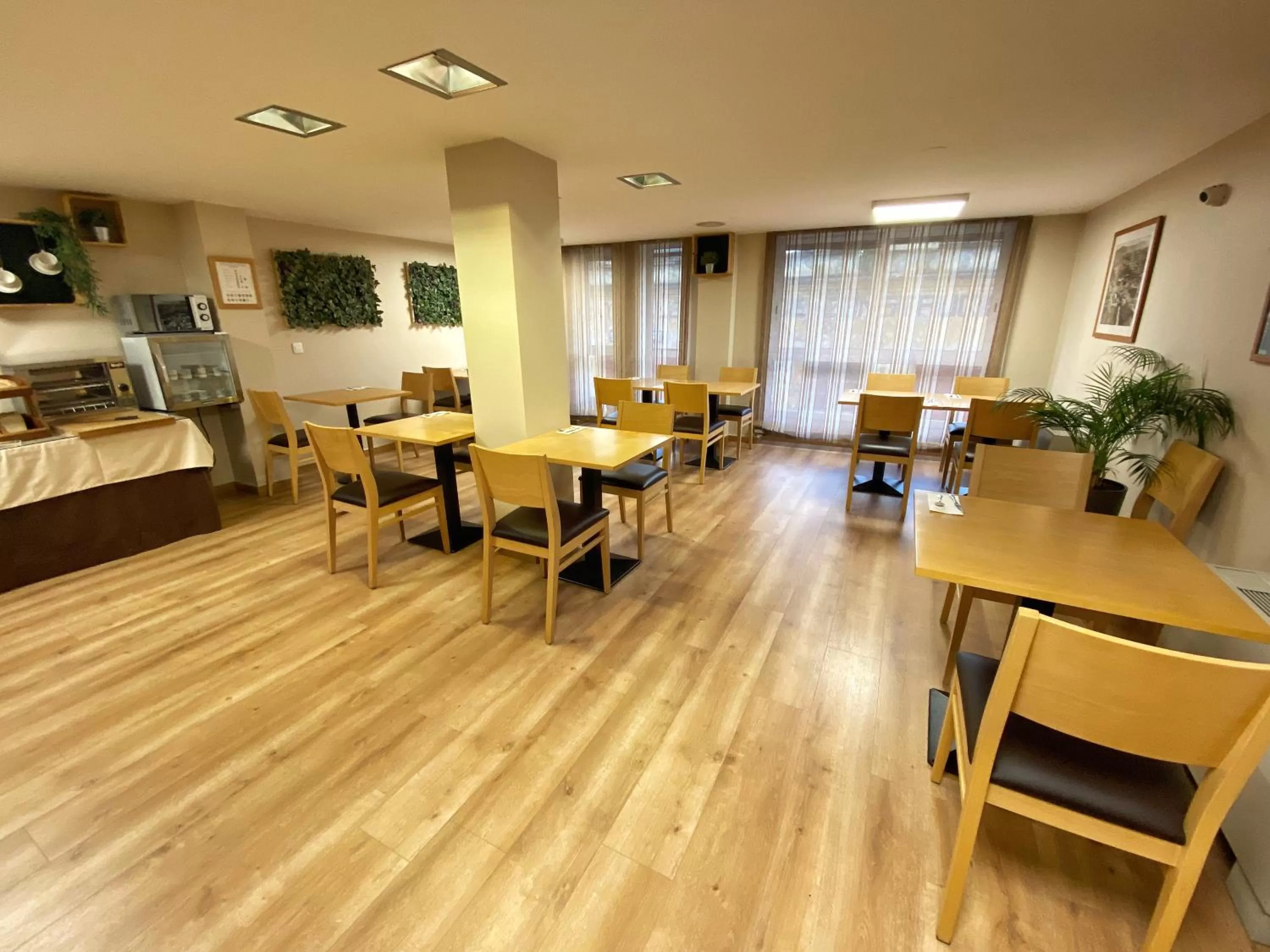 Breakfast in Hotel Ribeira Sacra