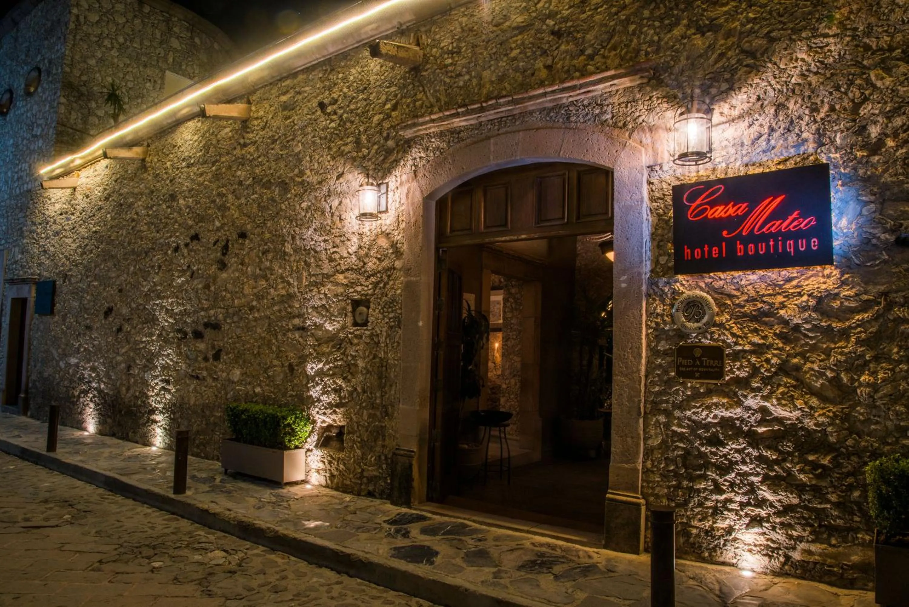 Facade/entrance in Casa Mateo Hotel Boutique