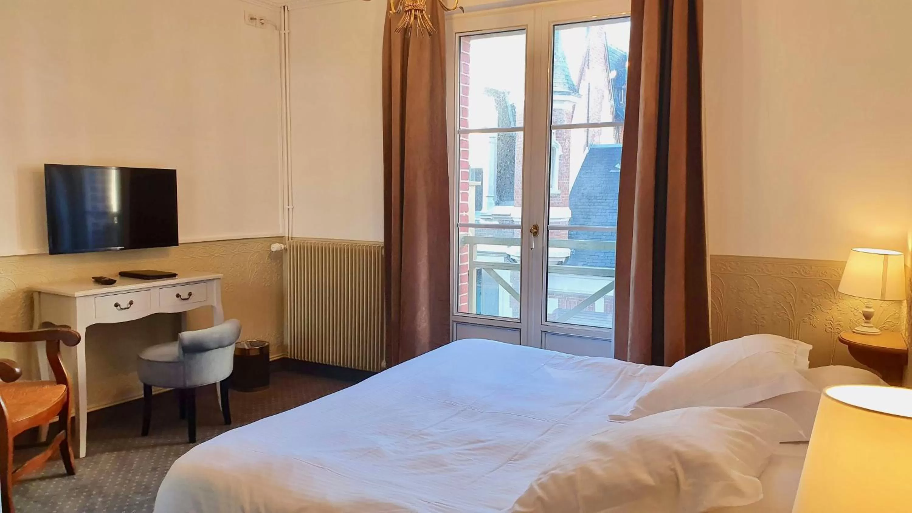 Bedroom, Bed in Les Cabines