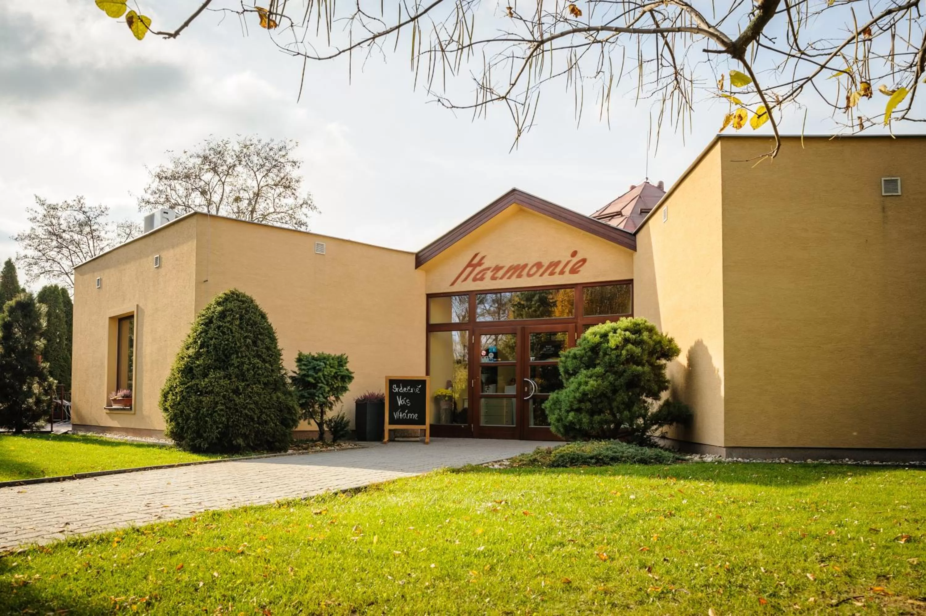 Property Building in Hotel Harmonie