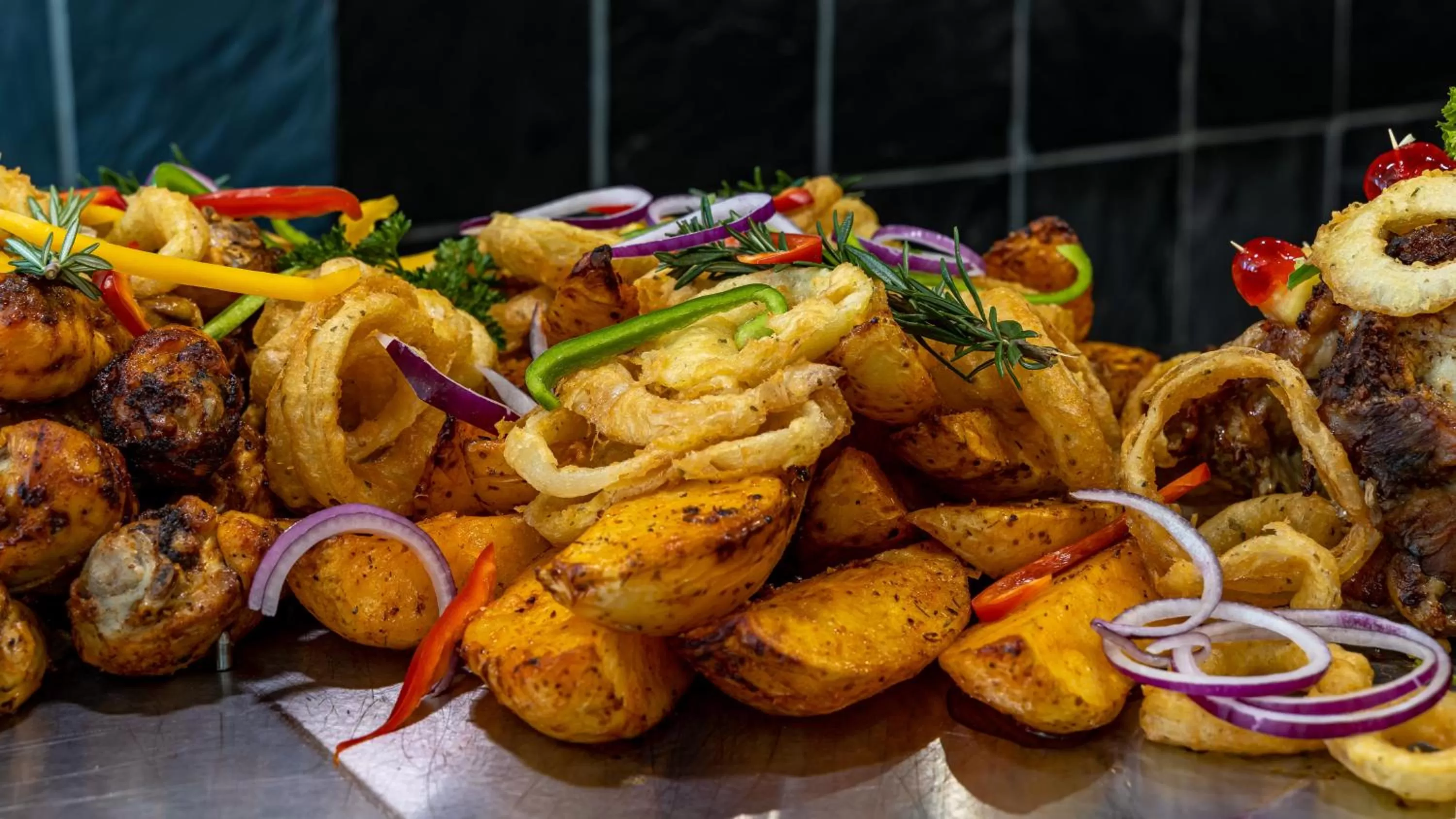 Restaurant/places to eat in African Sky Newcastle Inn