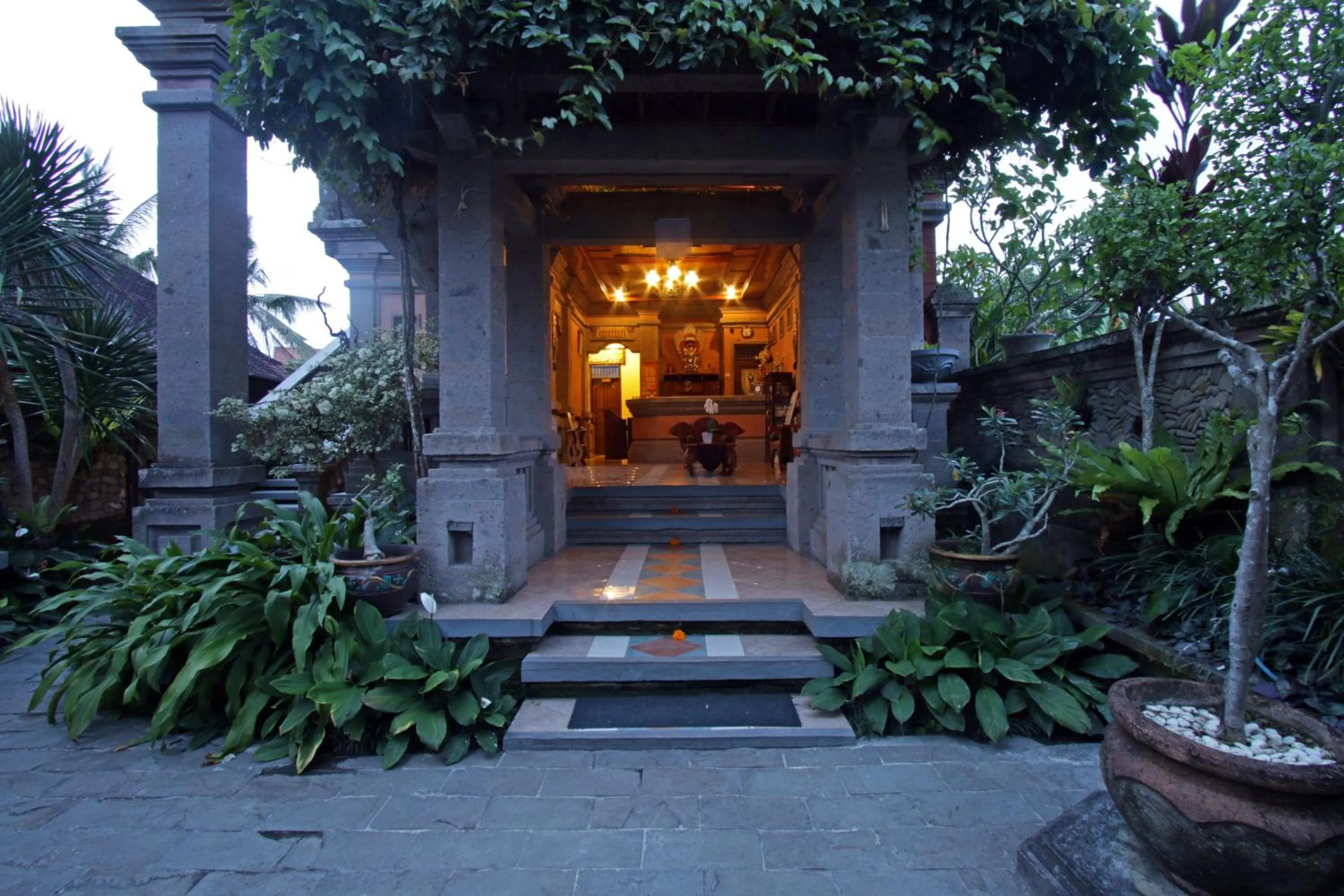 Lobby or reception in Nick's Hidden Cottages by Mahaputra
