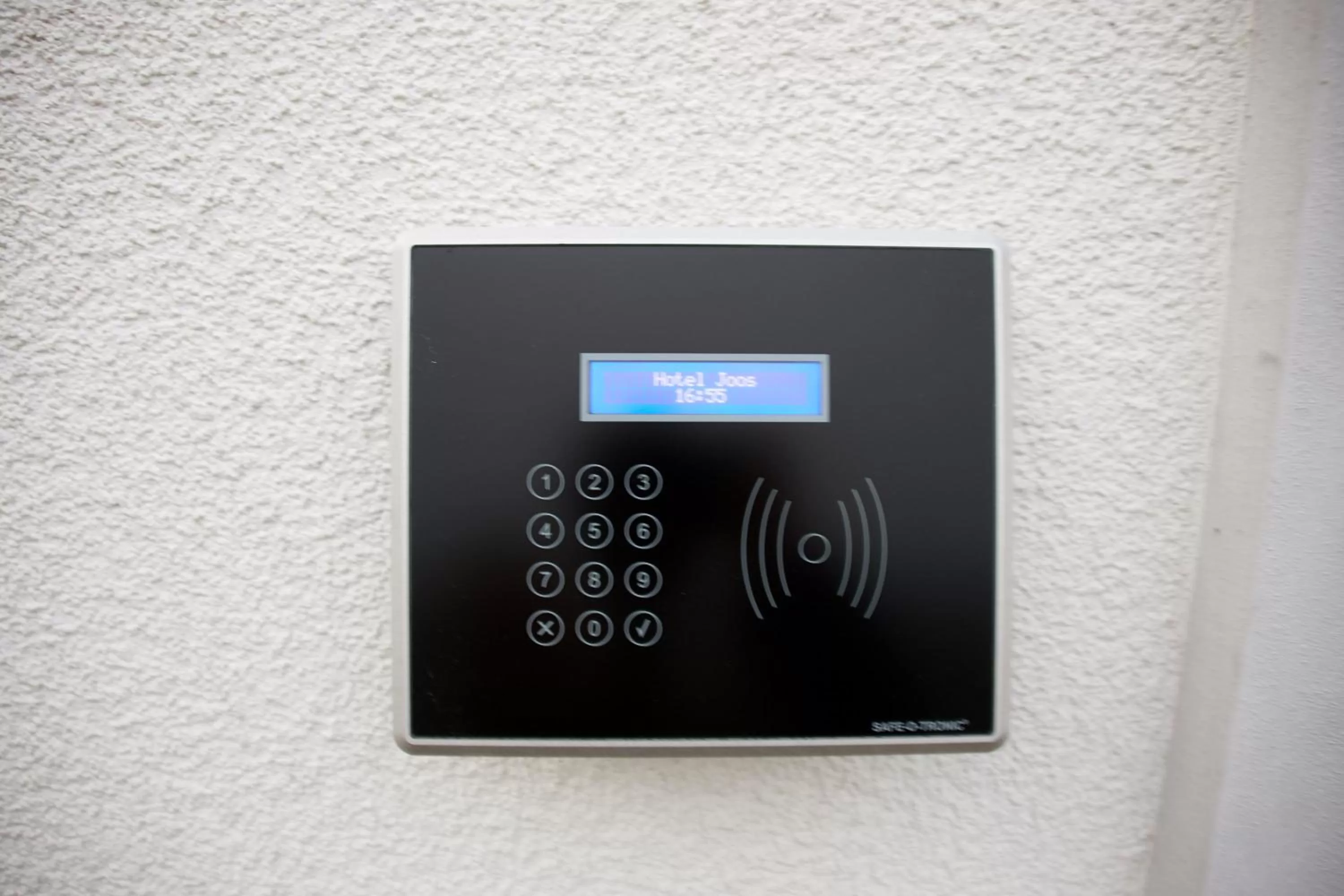 Facade/entrance in Joos Hotel