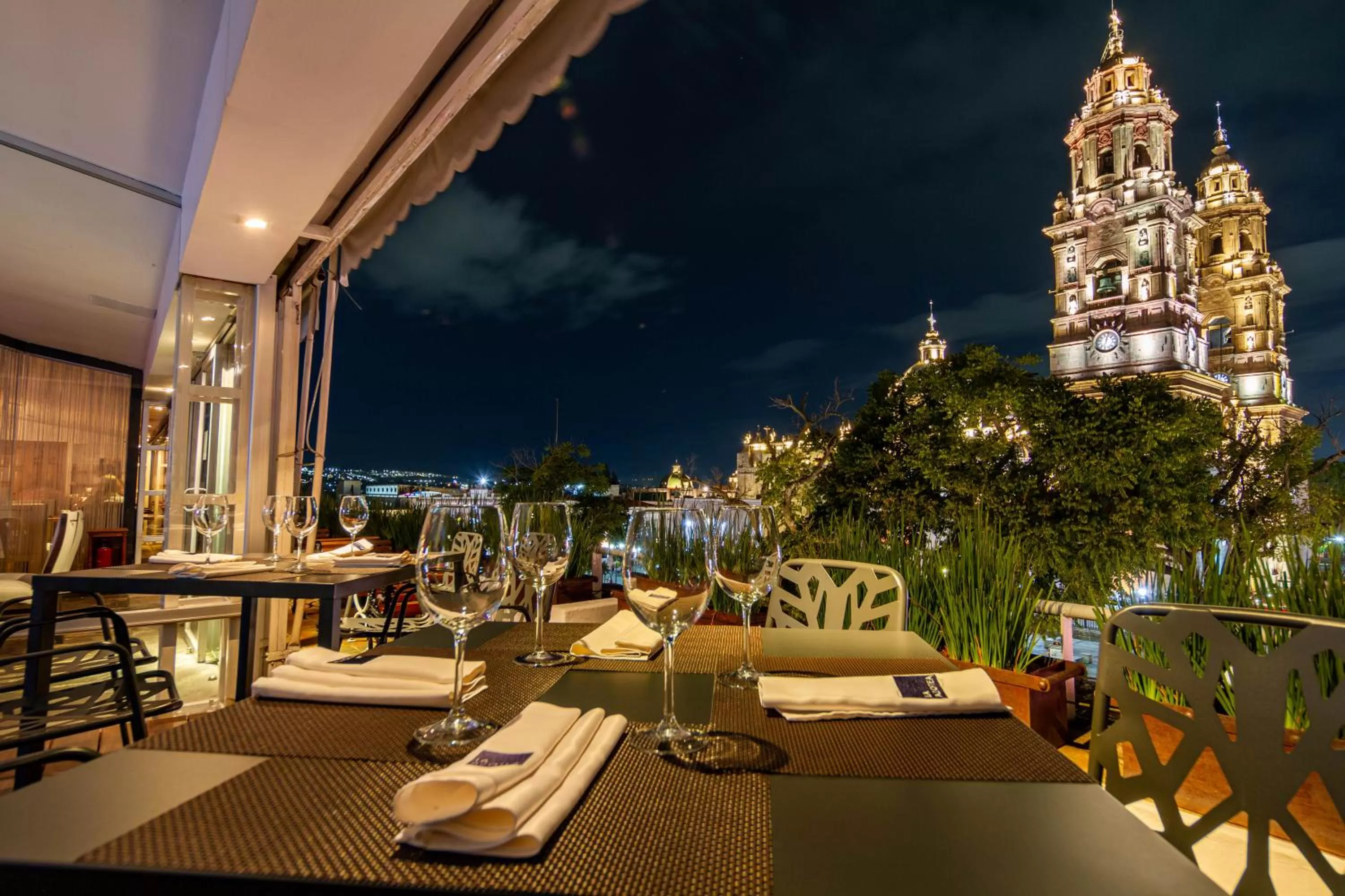 Restaurant/places to eat in Hotel Los Juaninos